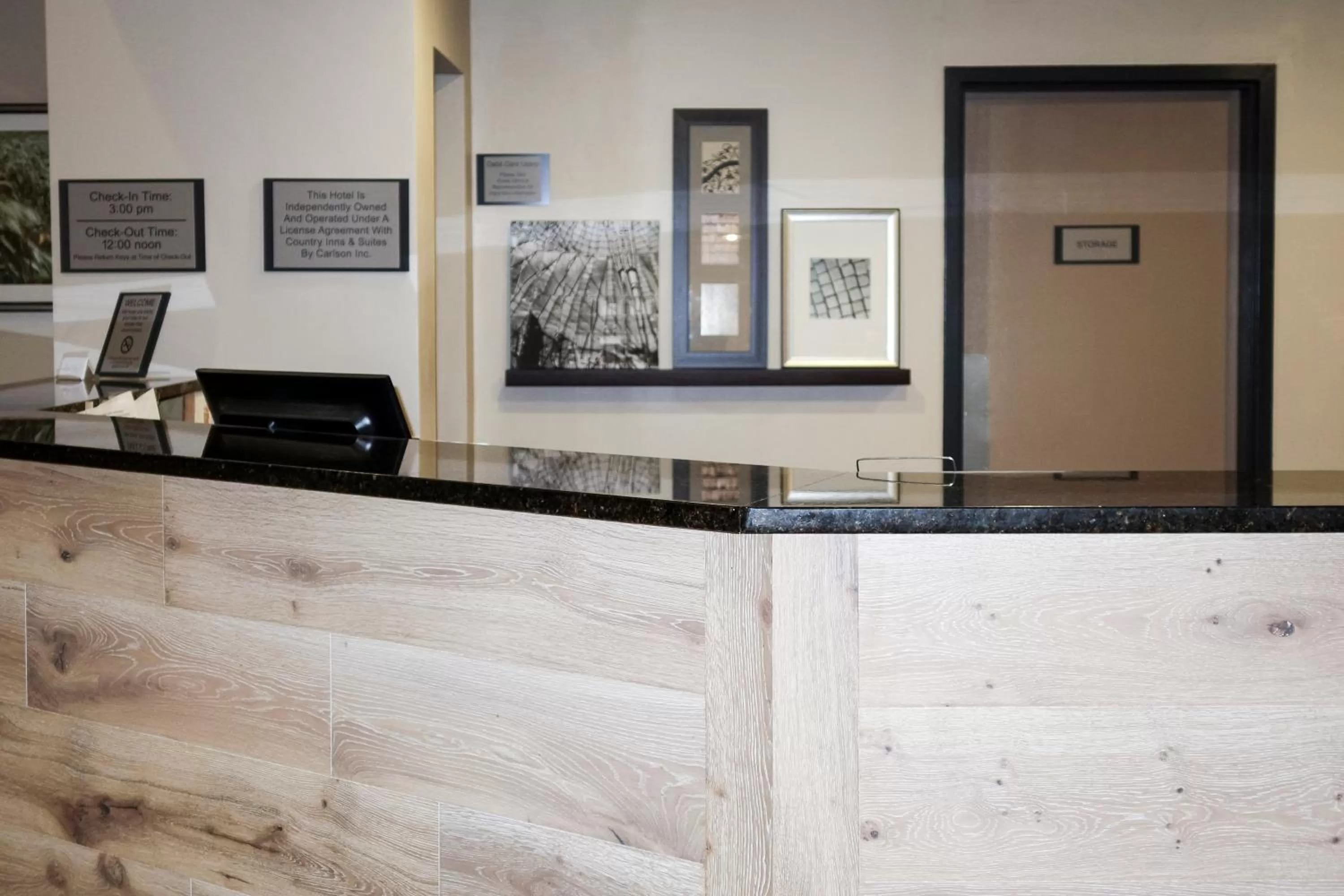 Lobby or reception in Country Inn & Suites by Radisson, Dahlgren-King George, VA