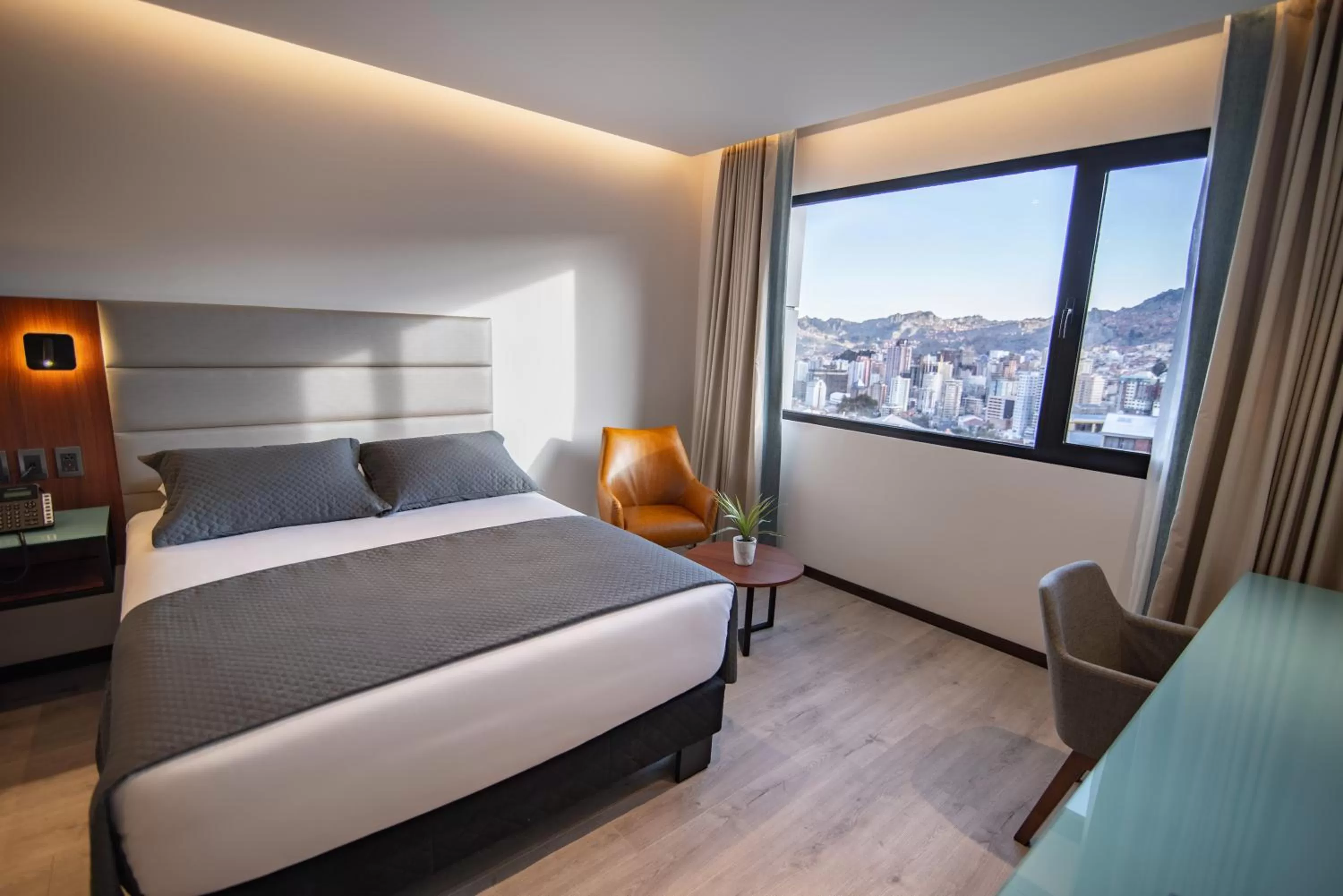 Bed in Mitru Express Hotel