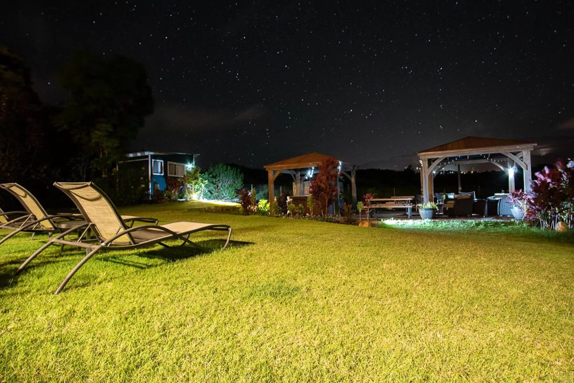 Patio in God's Peace of Maui