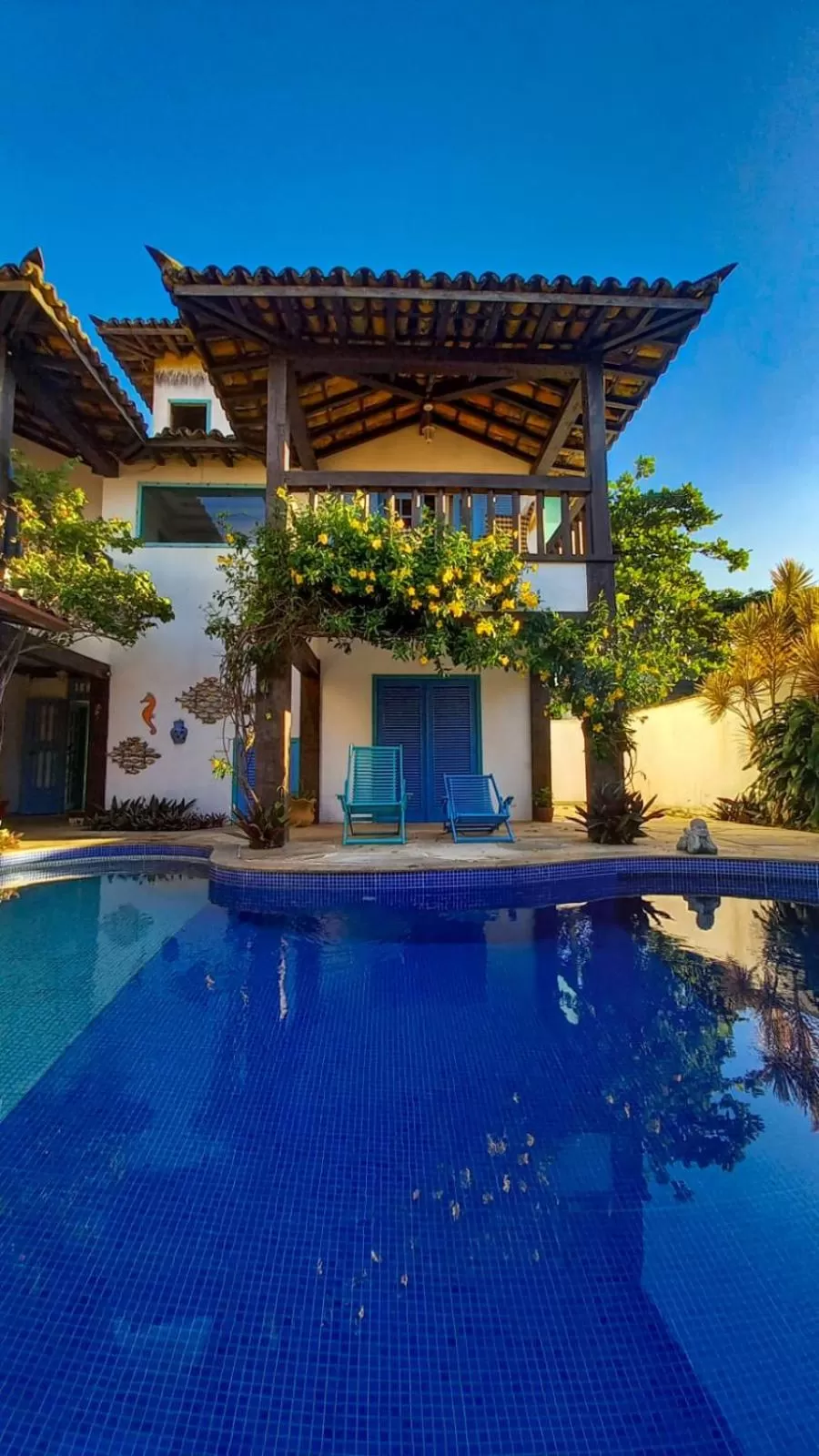 Property building, Swimming Pool in Vila Bela-Emília