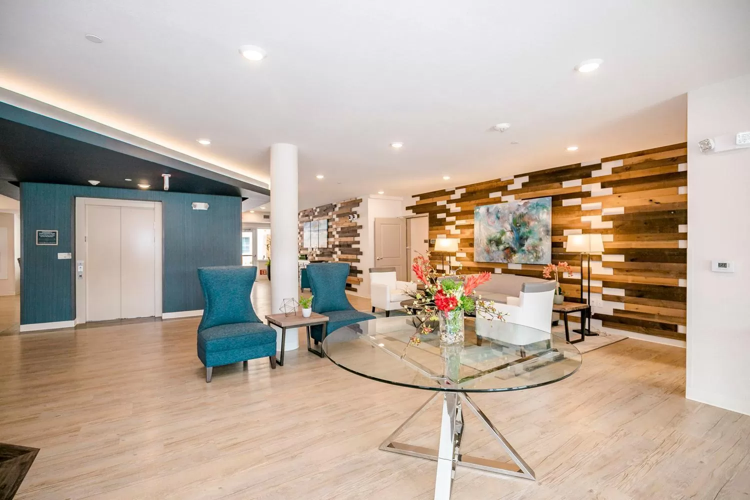 Lobby or reception in WaterWalk Extended Stay by Wyndham Kansas City - Overland Pk