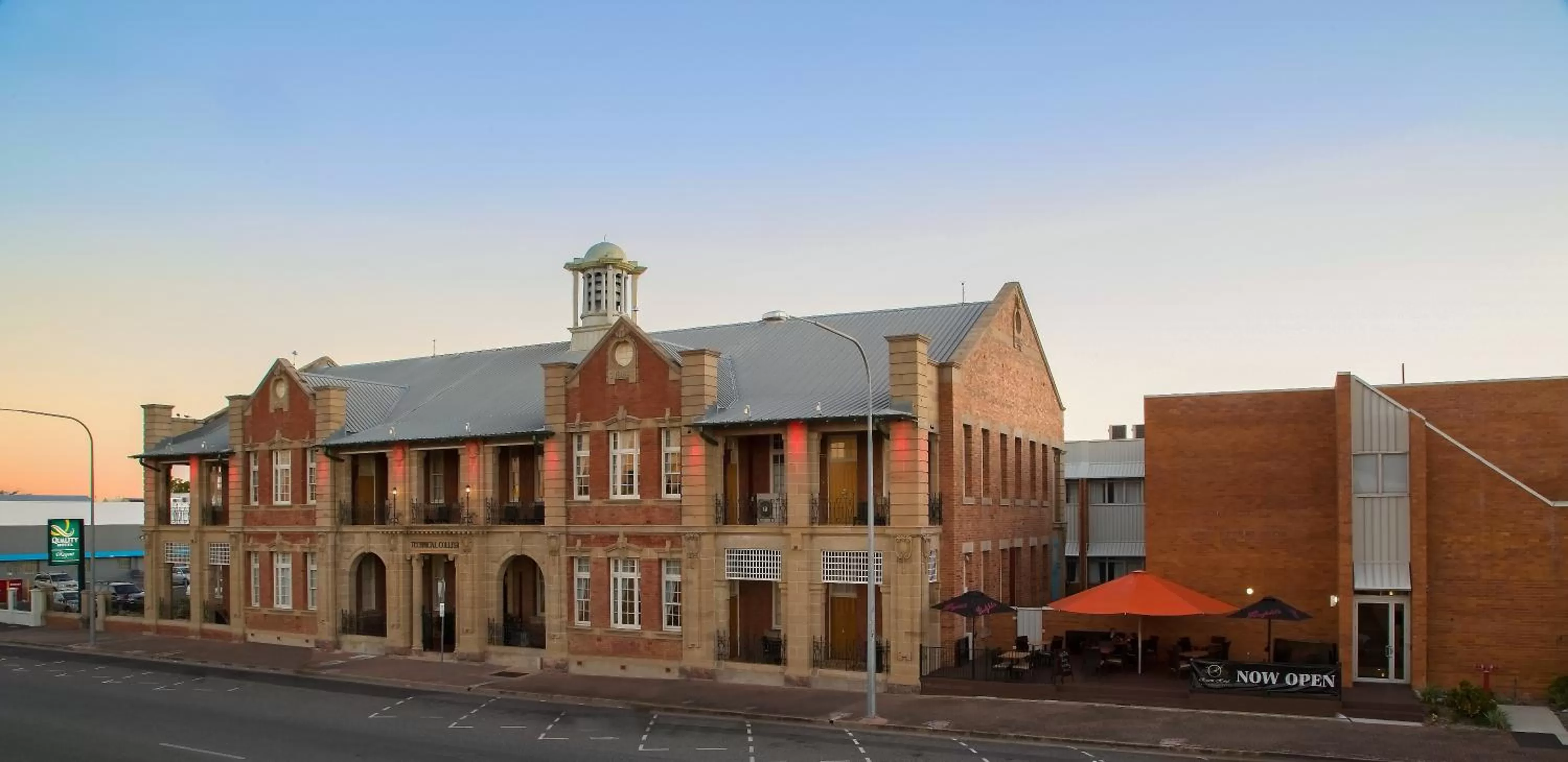 Street view in Quality Hotel Regent Rockhampton