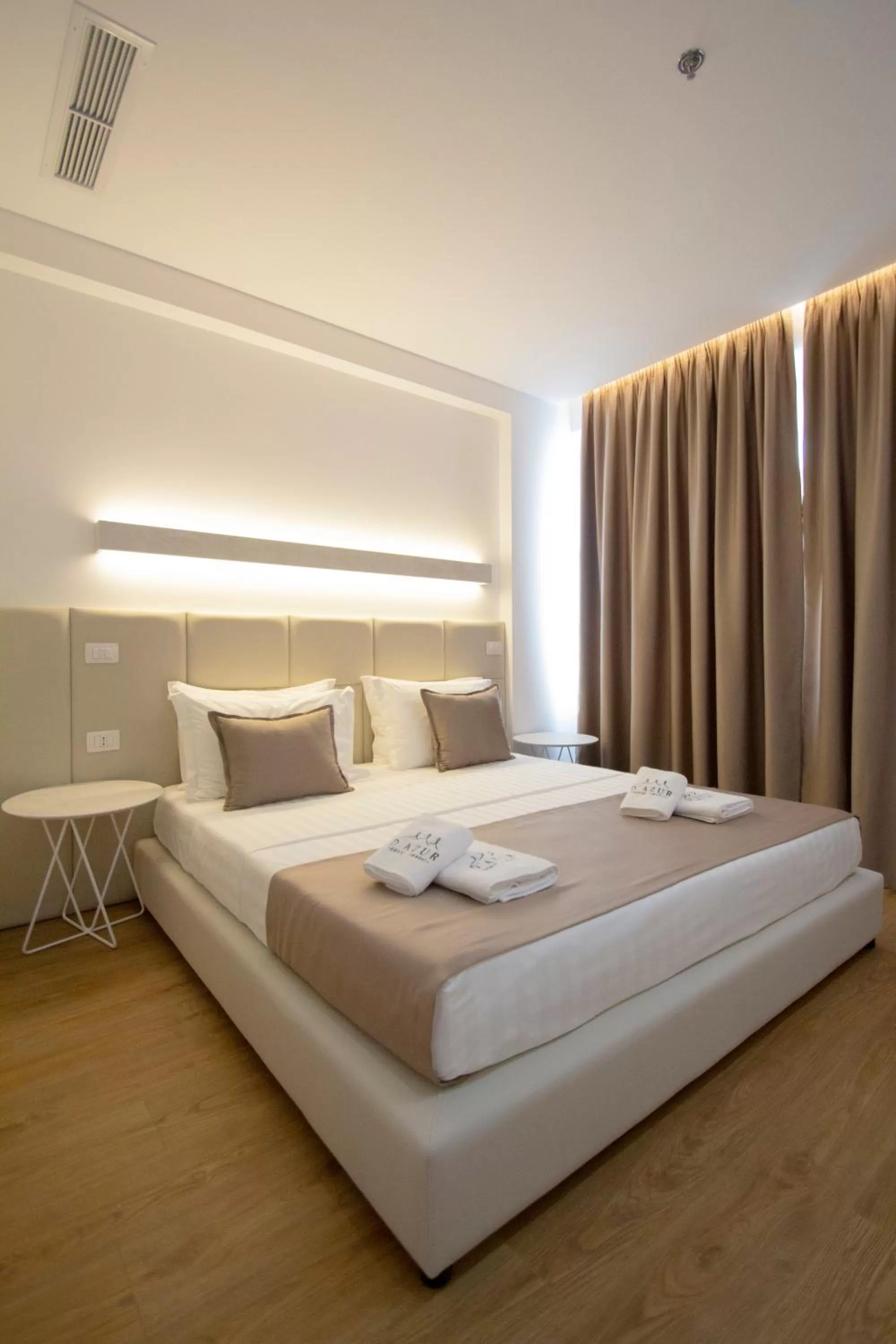 Bed in Dazur Coast Resort