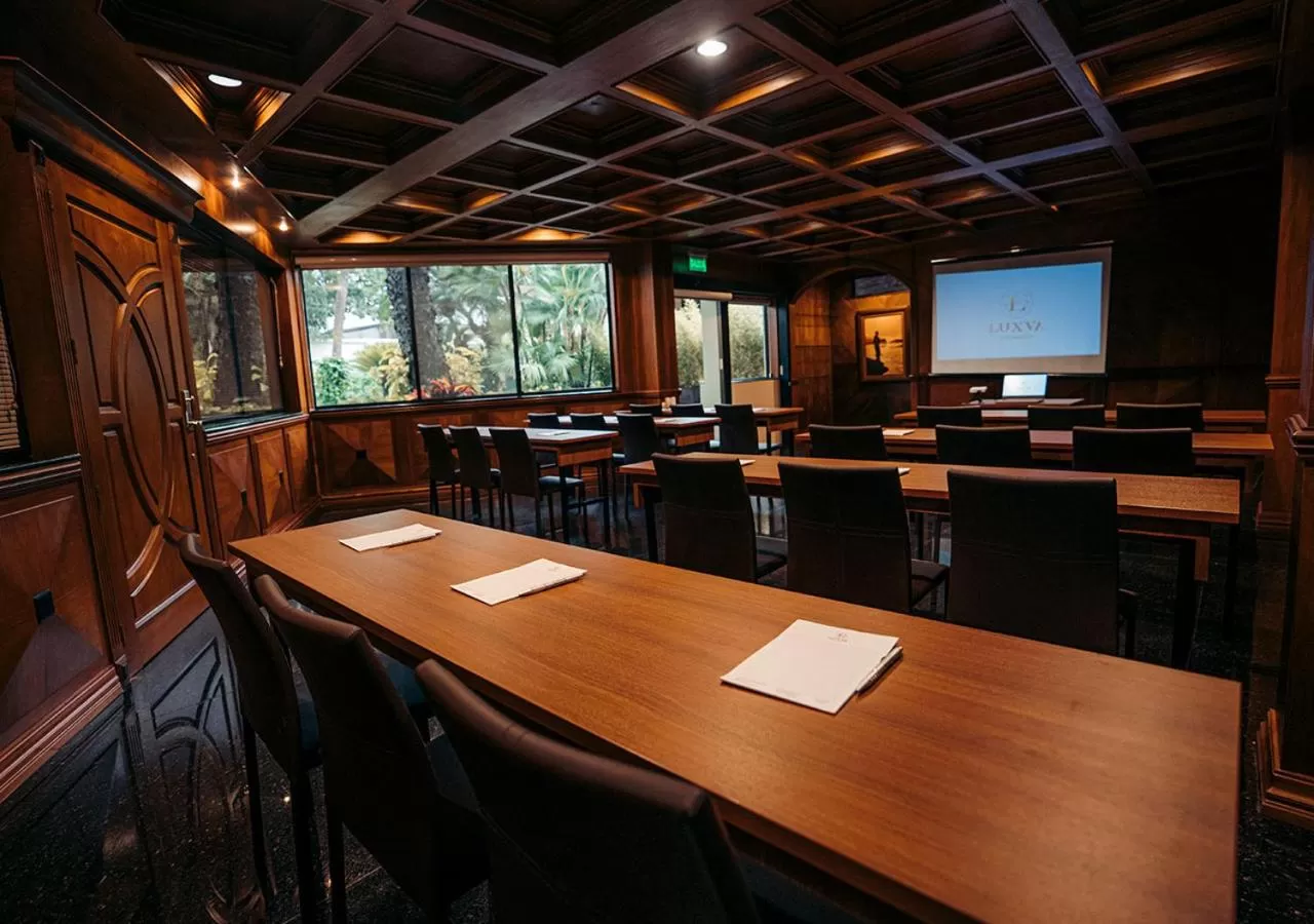 Meeting/conference room, Business Area/Conference Room in Luxva Hotel Boutique