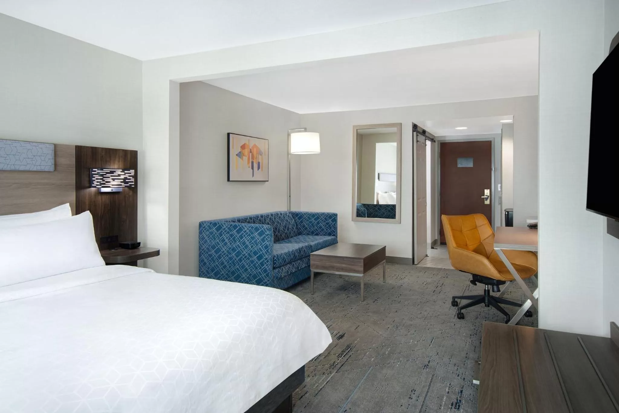 Photo of the whole room, Bed in Holiday Inn Express Marietta - Atlanta Northwest by IHG