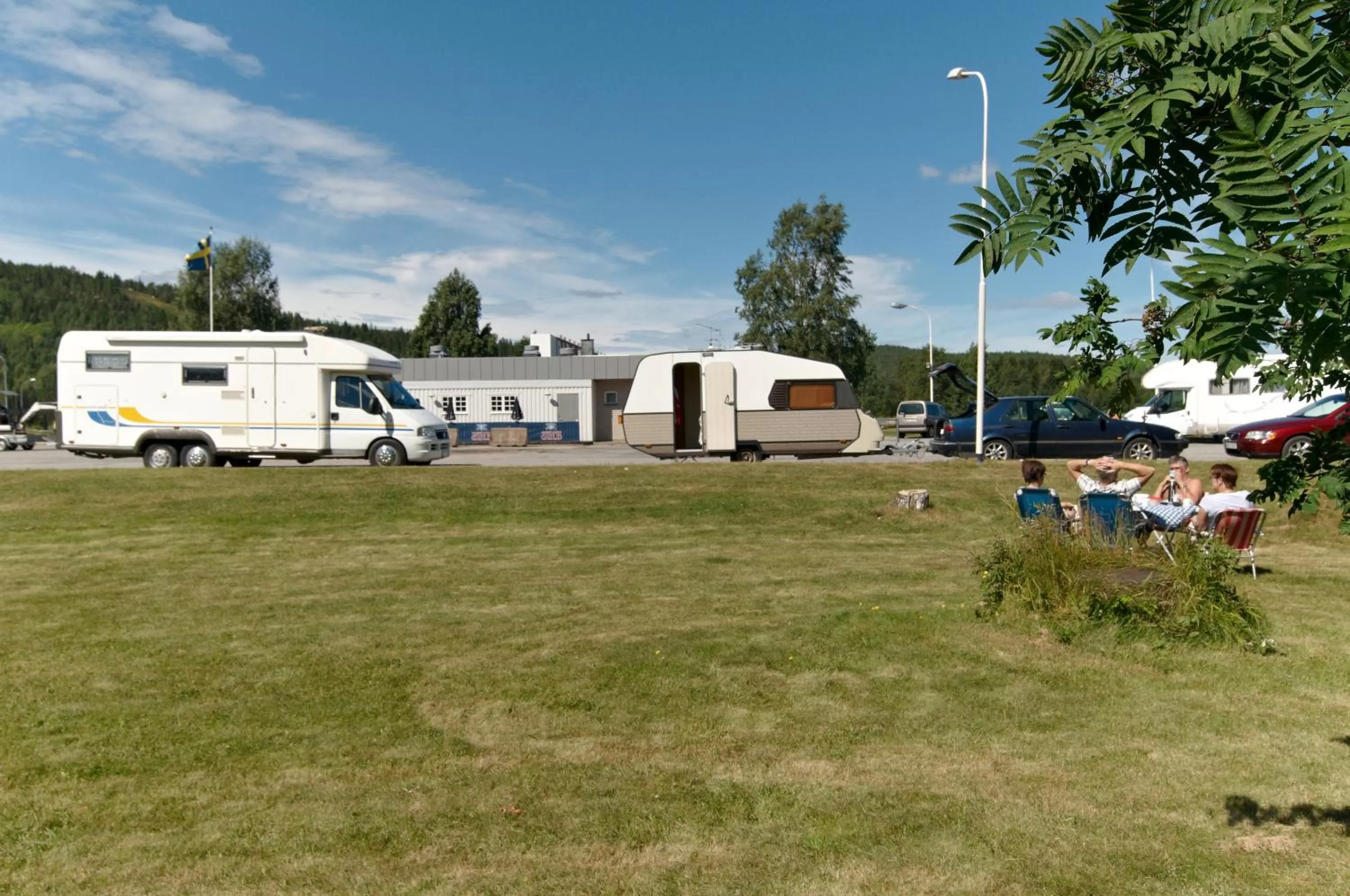 Day, Property Building in Nätra Motell