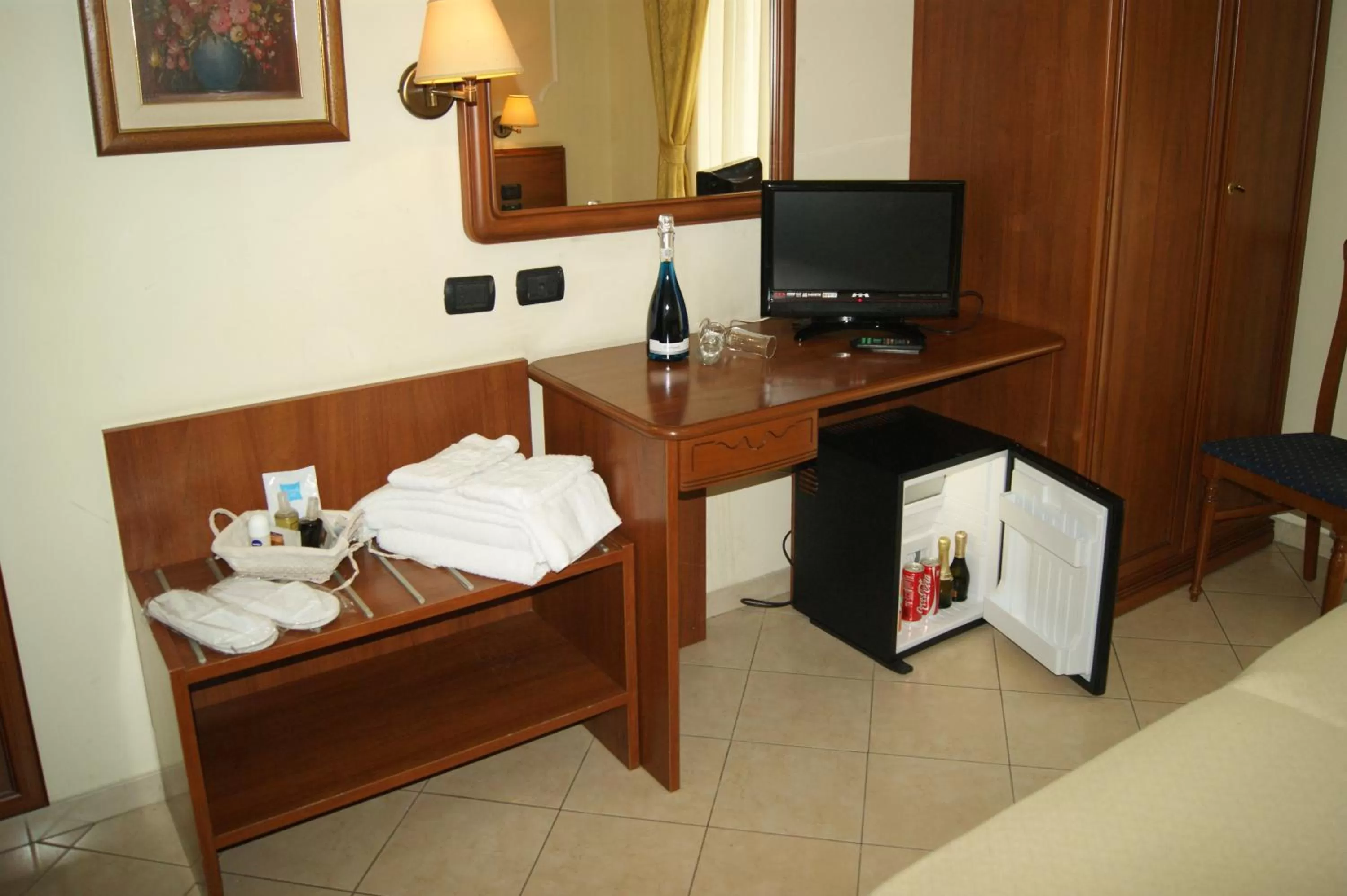 Business facilities in Hotel Elio