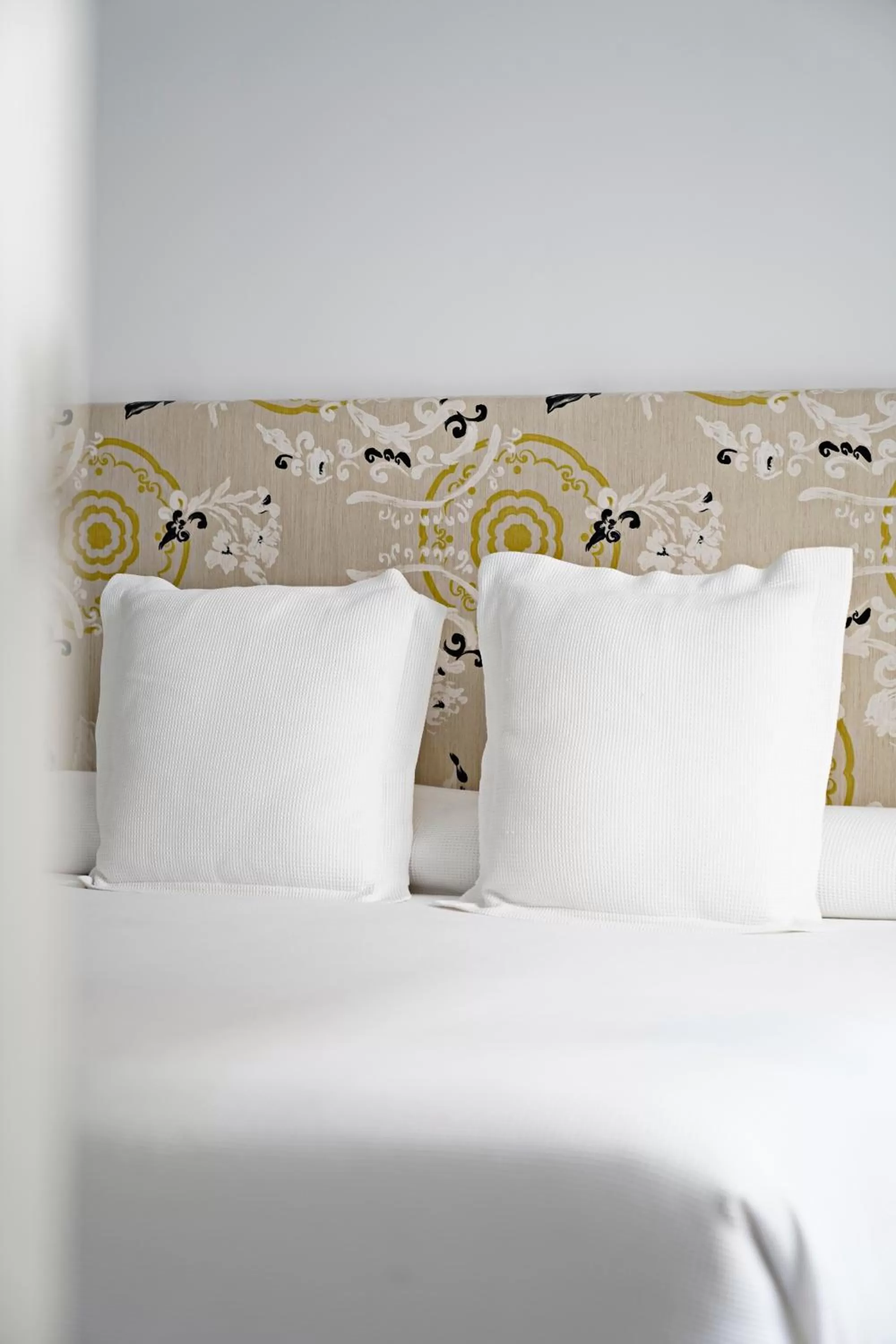 Bed in Numa Seville Jondo