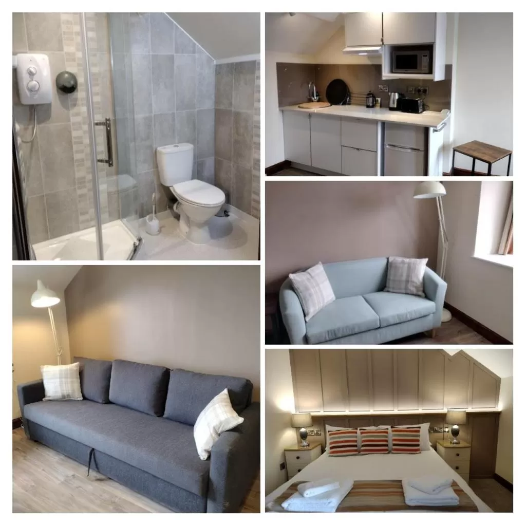 Bathroom in Lion Hotel & Studio Apartments