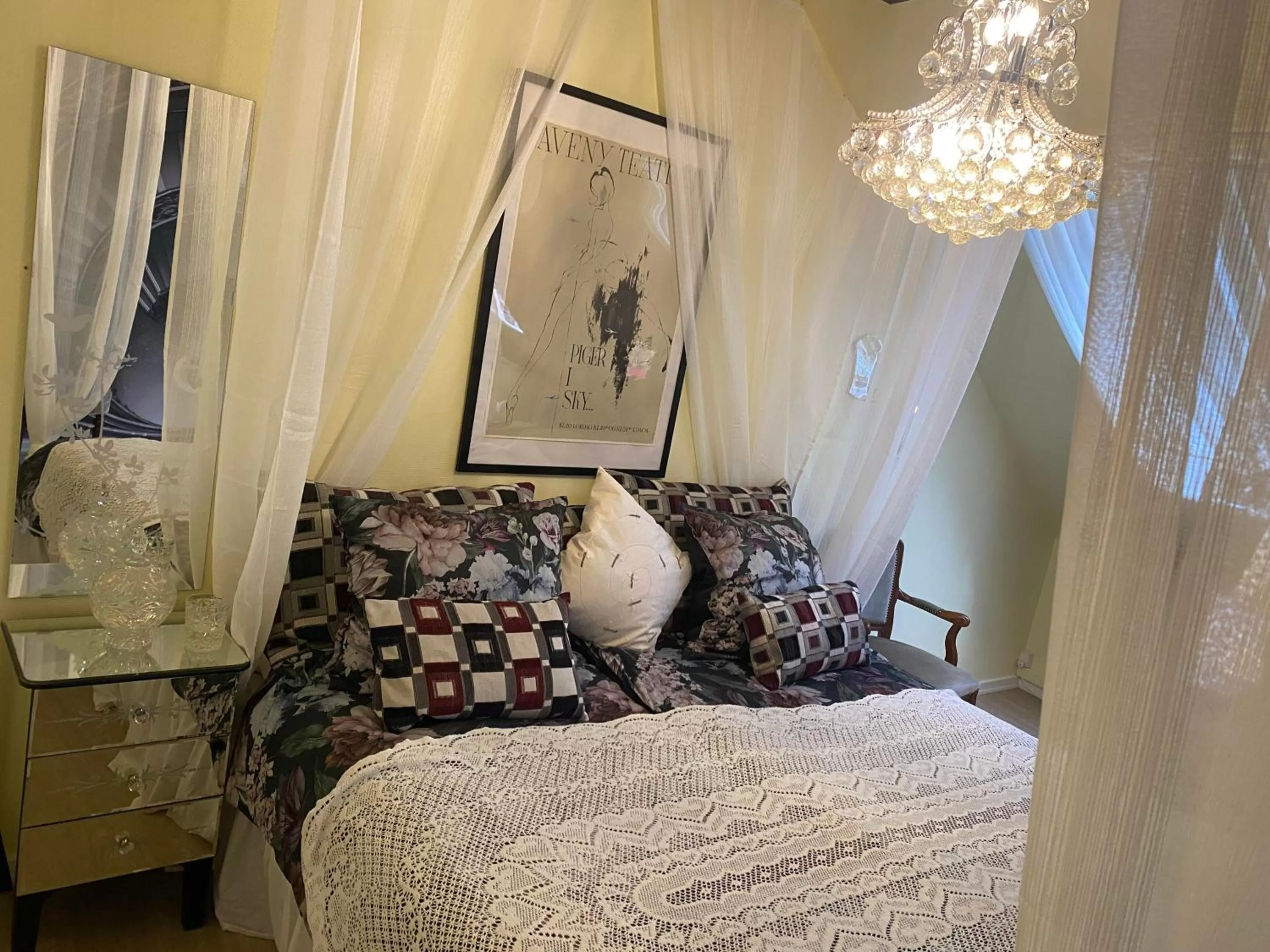 Bedroom, Bed in Skuespiller Centralen