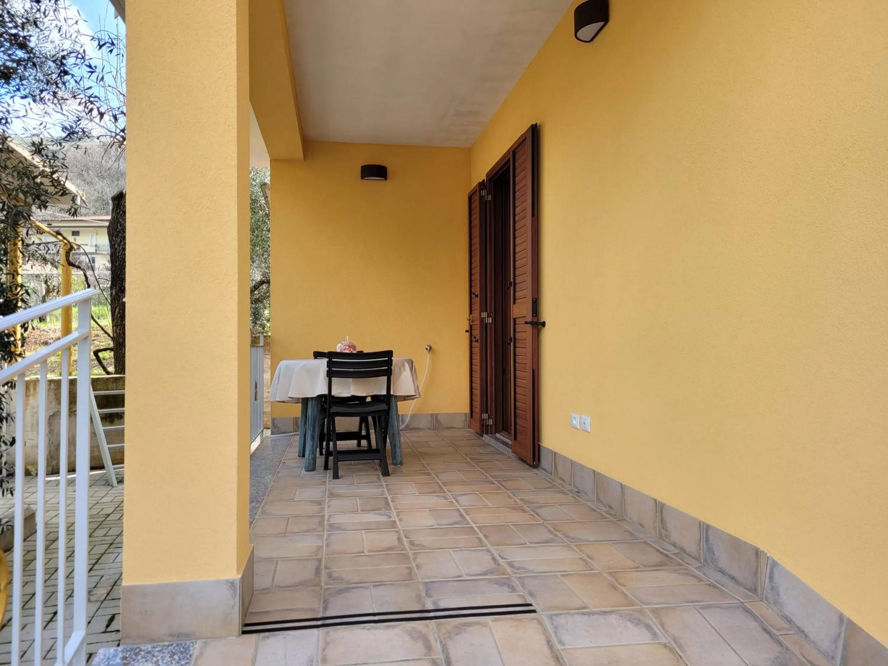 Alloggio turistico Magnifico Alessandro Valle Bernardo 04025 Lenola nei pressi di Fondi LT