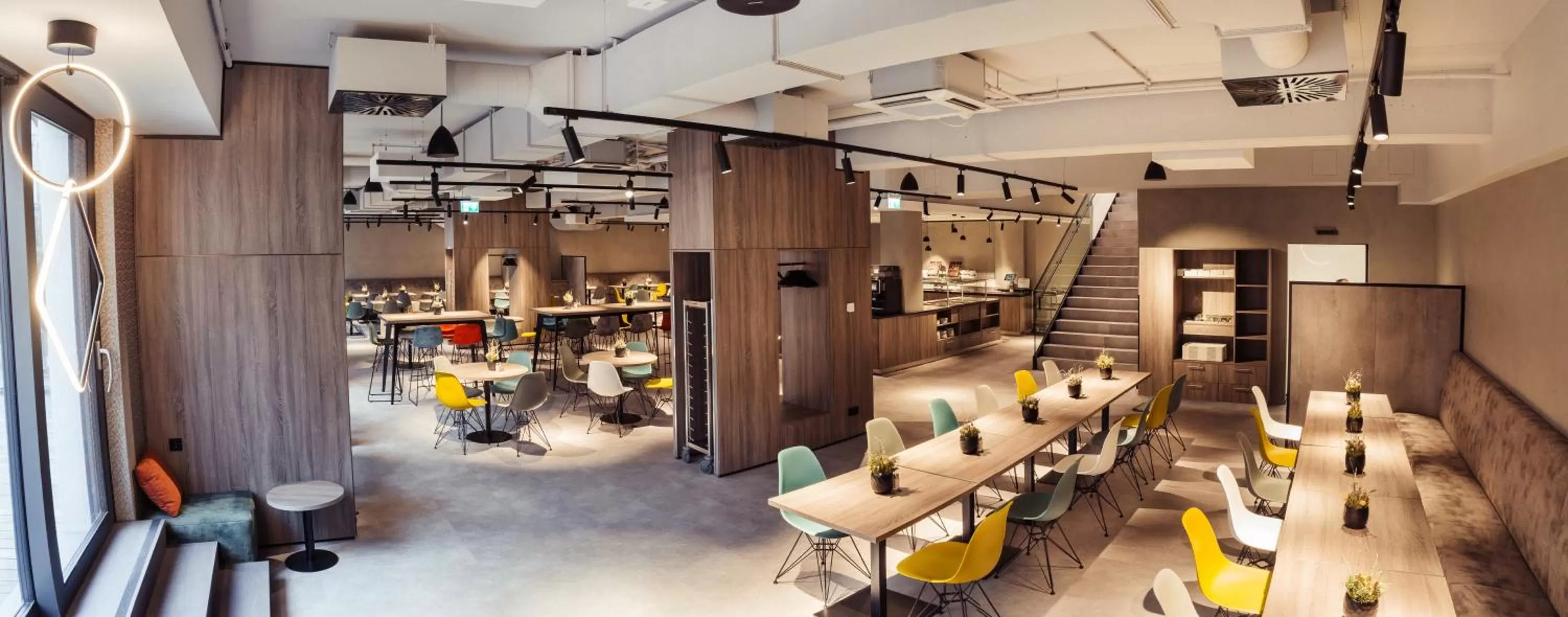 Restaurant/places to eat in Hotel Rainers21