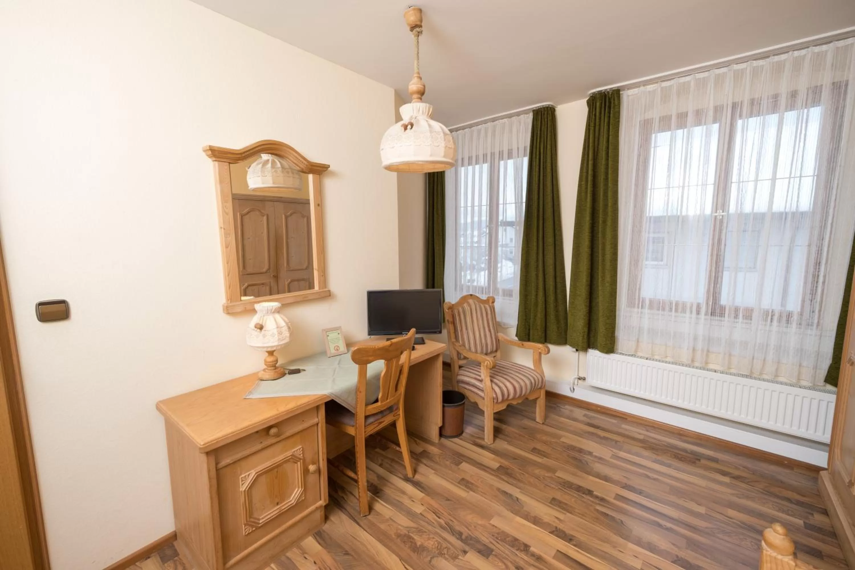 Seating area, Bed in Der Adler