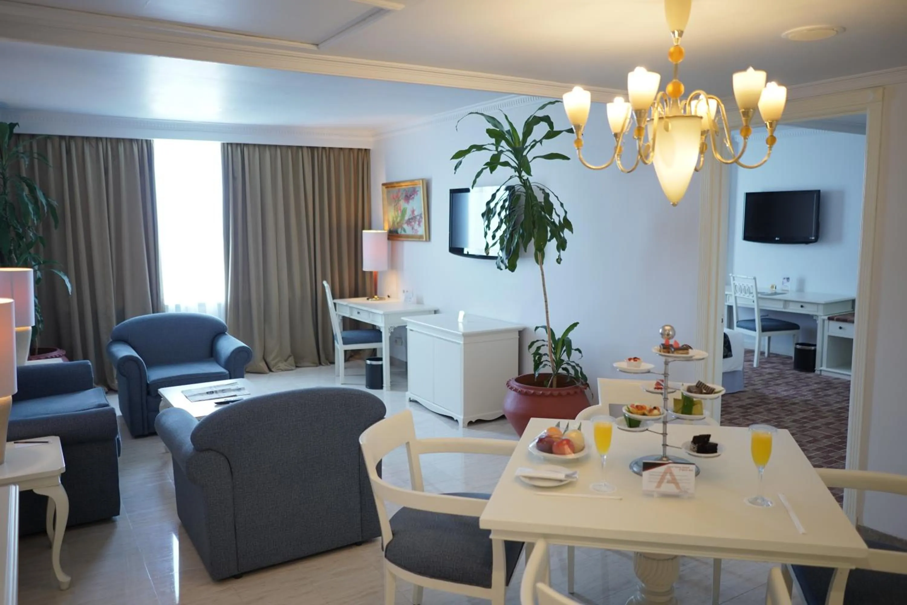 TV and multimedia in Aryaduta Makassar