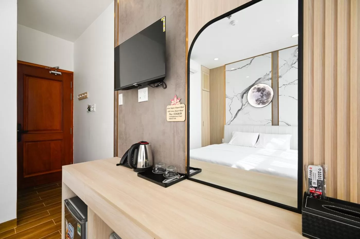 Bed in Lotus Airport Hotel Saigon