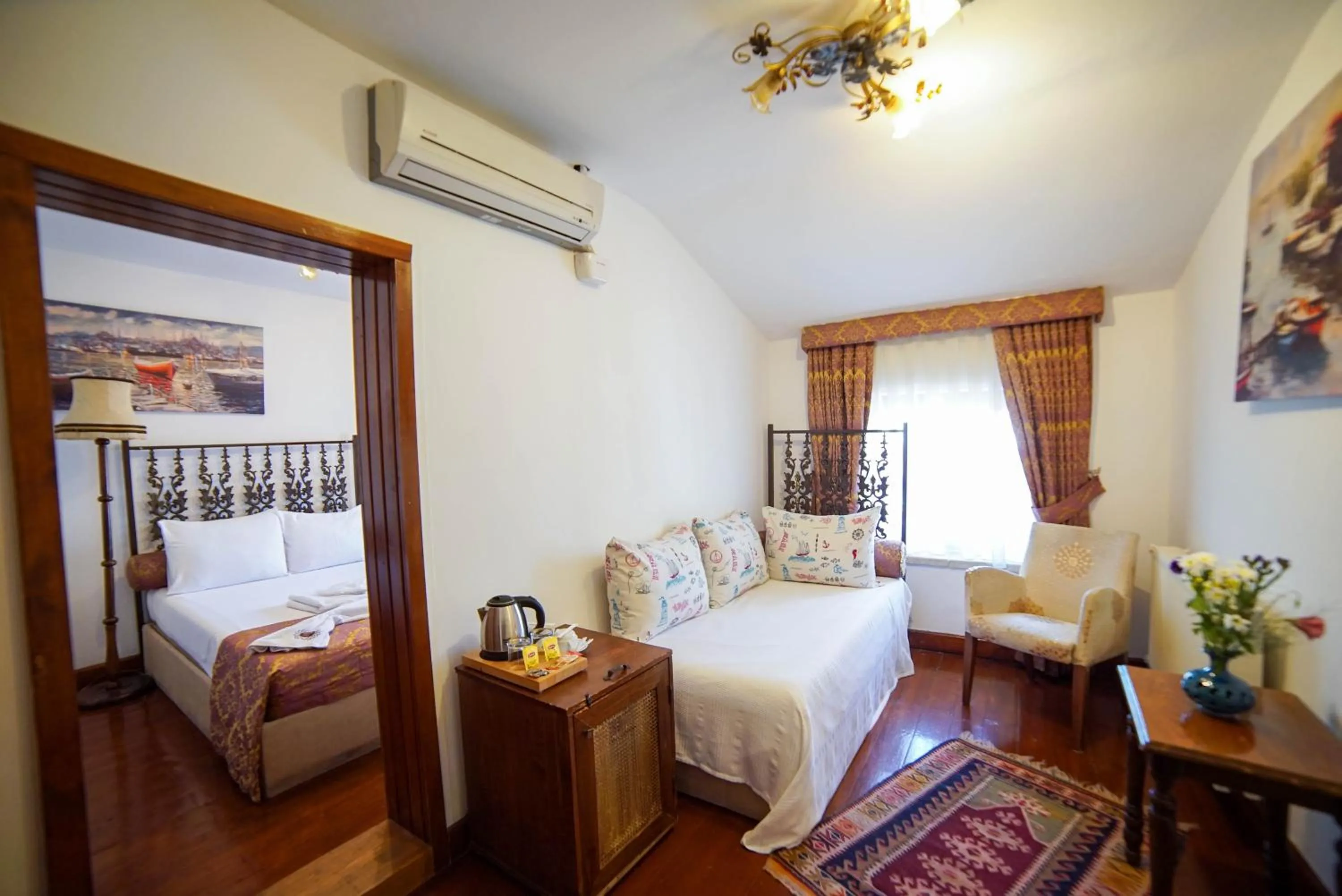 Photo of the whole room, Bed in Sarnıç Butik Otel