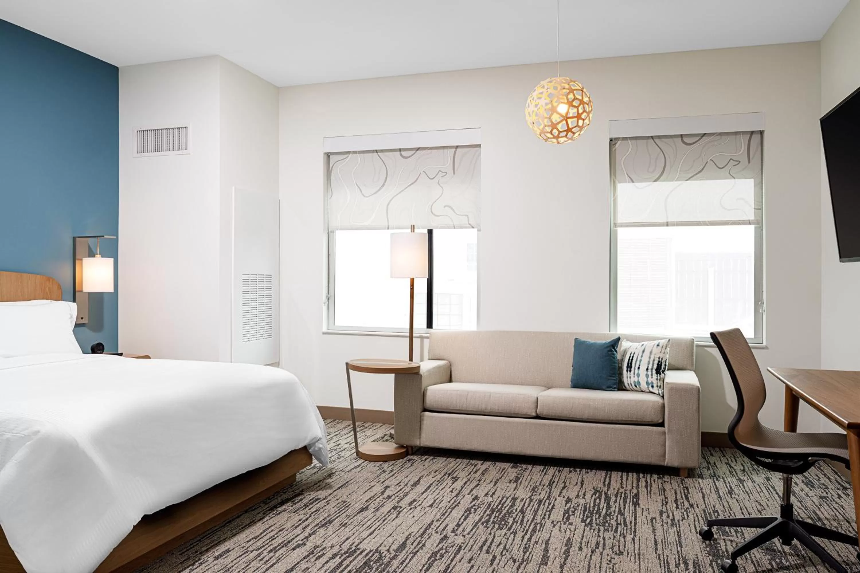 Photo of the whole room, Bed in Element Nashville Vanderbilt West End