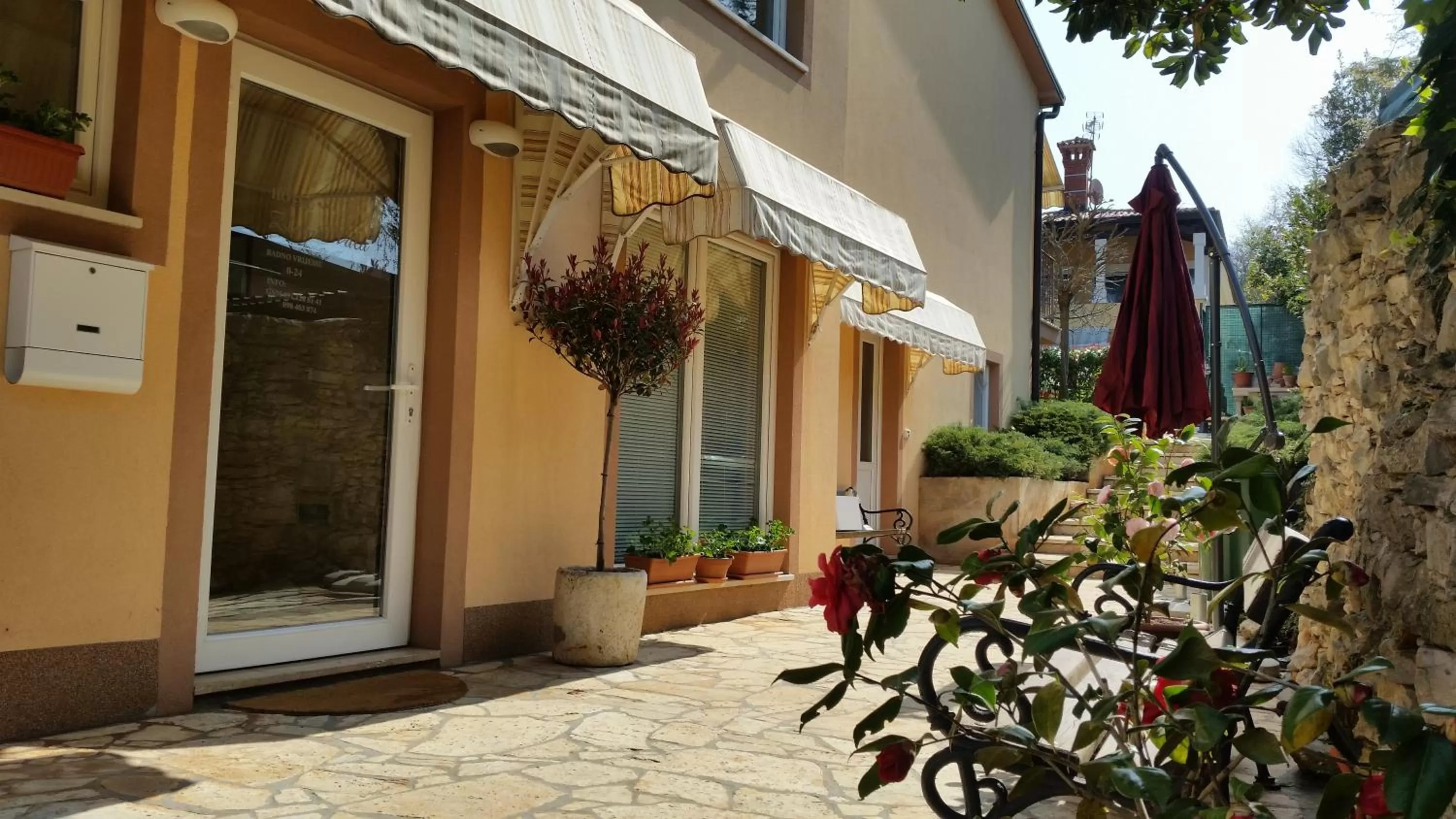 Property building in Hotel Zlatna Vala