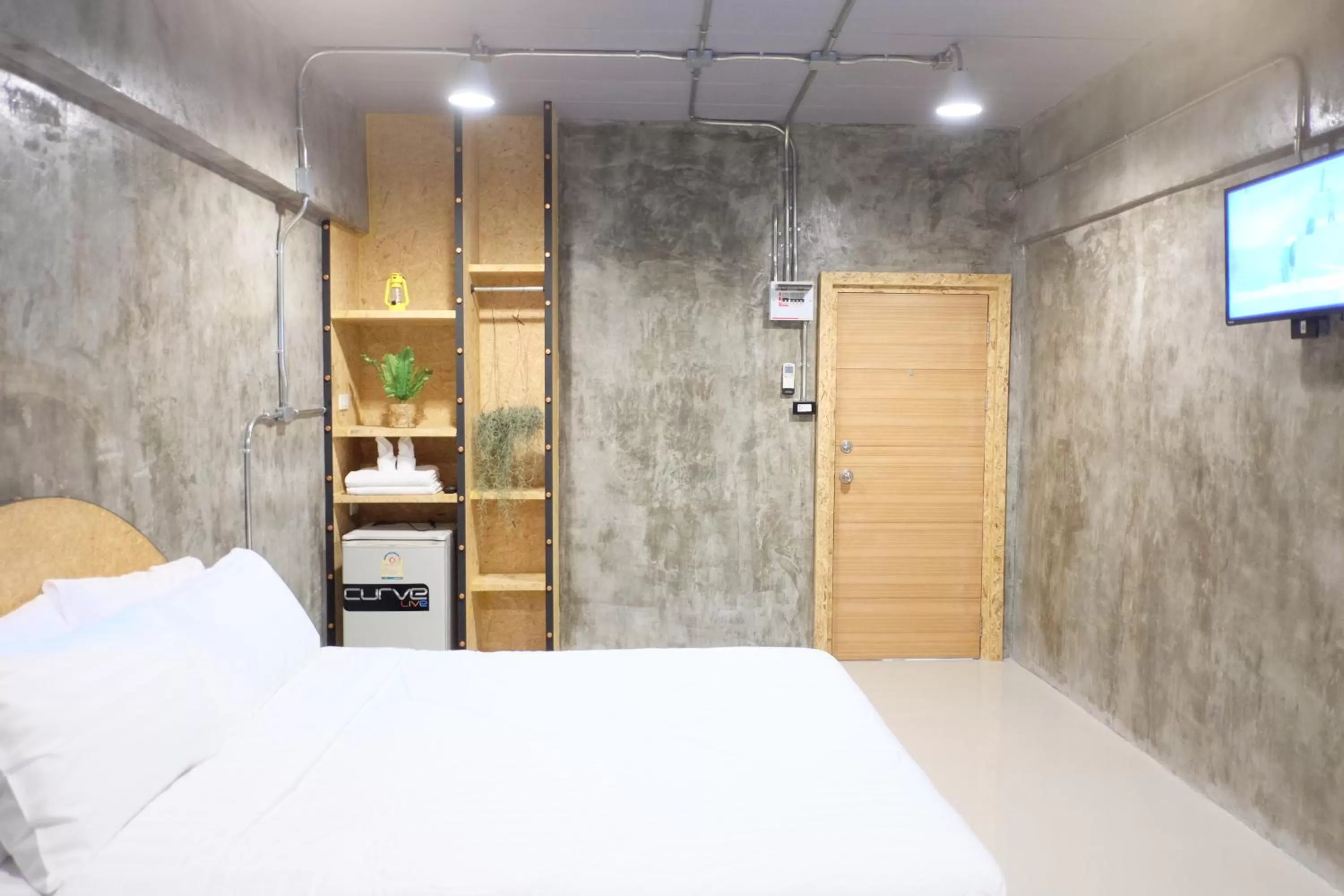 Property building, Bed in Area 69 (Don Muang Airport)