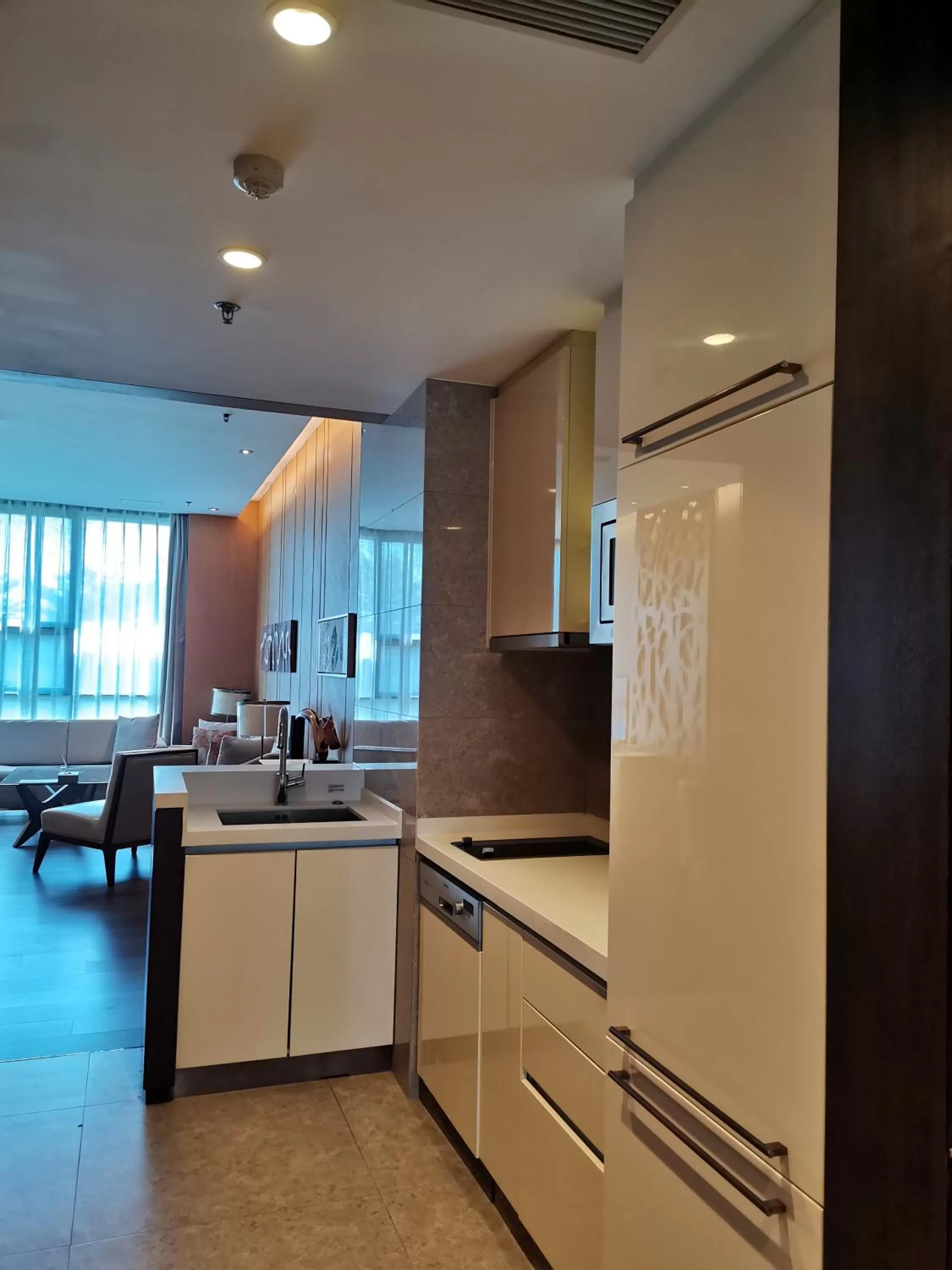 Kitchen or kitchenette in The OCT Harbour, Shenzhen - Marriott Executive Apartments