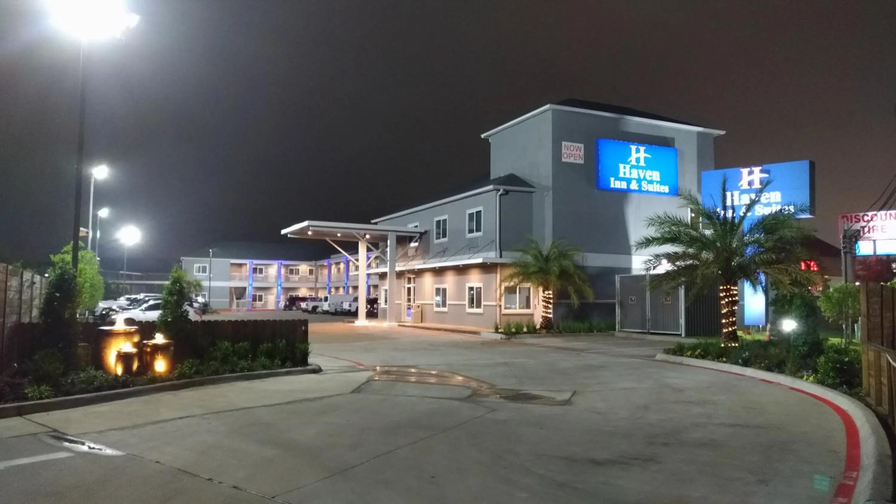 Haven Inn & Suites Downtown Houston.