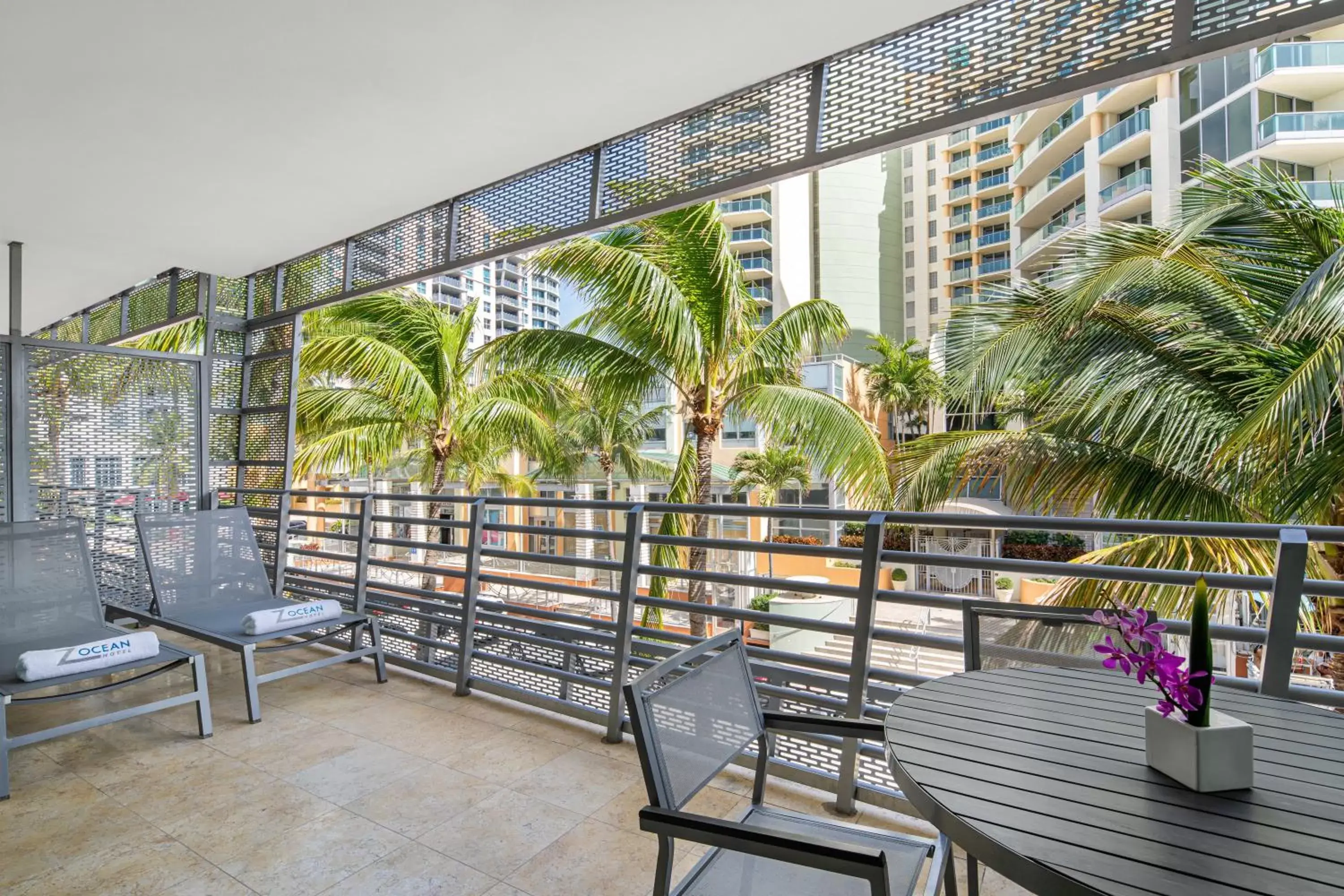 King Suite - Disability Access in Z Ocean Hotel, Classico A Sonesta Collection King Suite - Disability Access in Z Ocean Hotel, Classico A Sonesta Collection