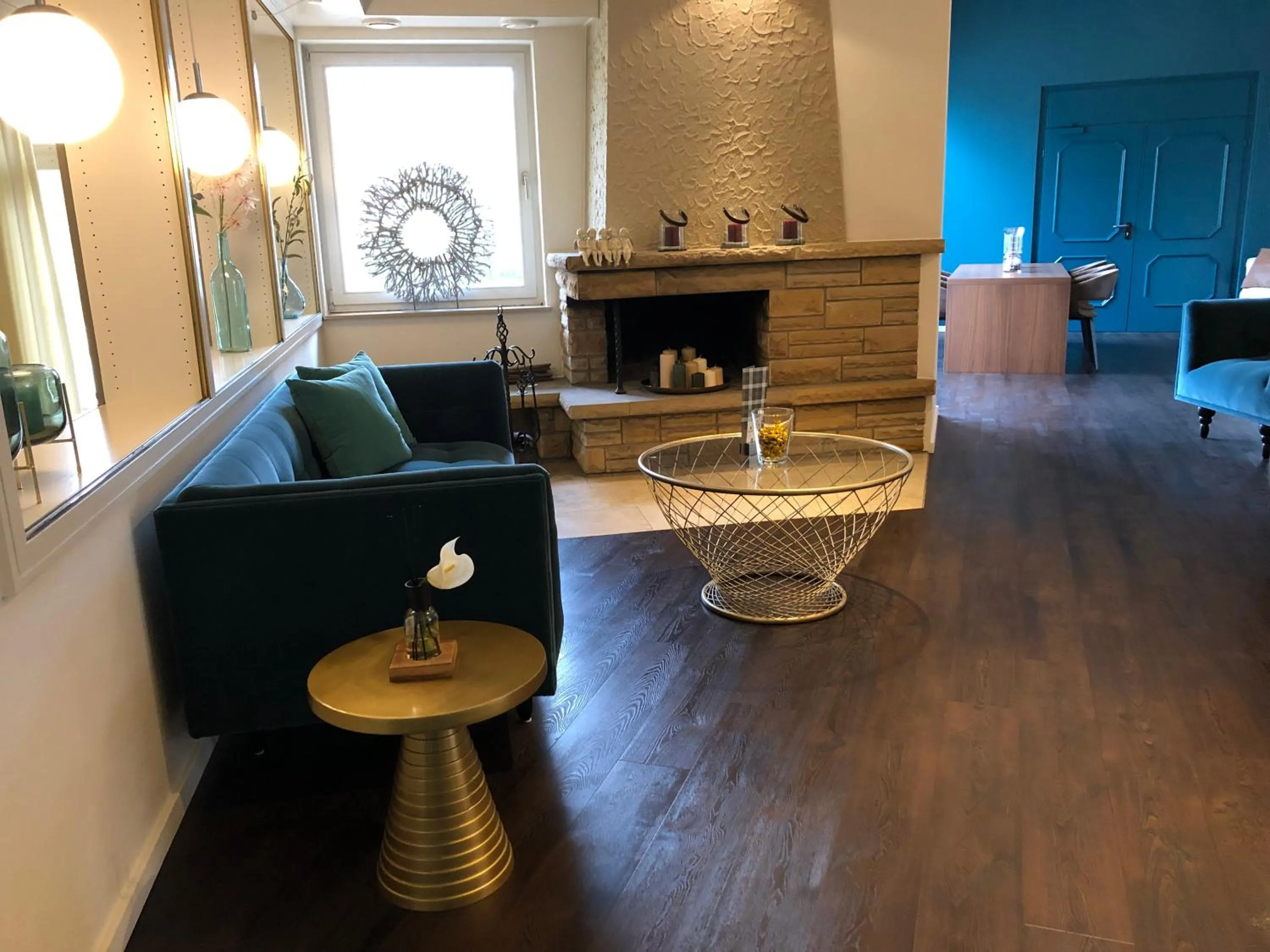 Communal lounge/ TV room in Hotel Engel