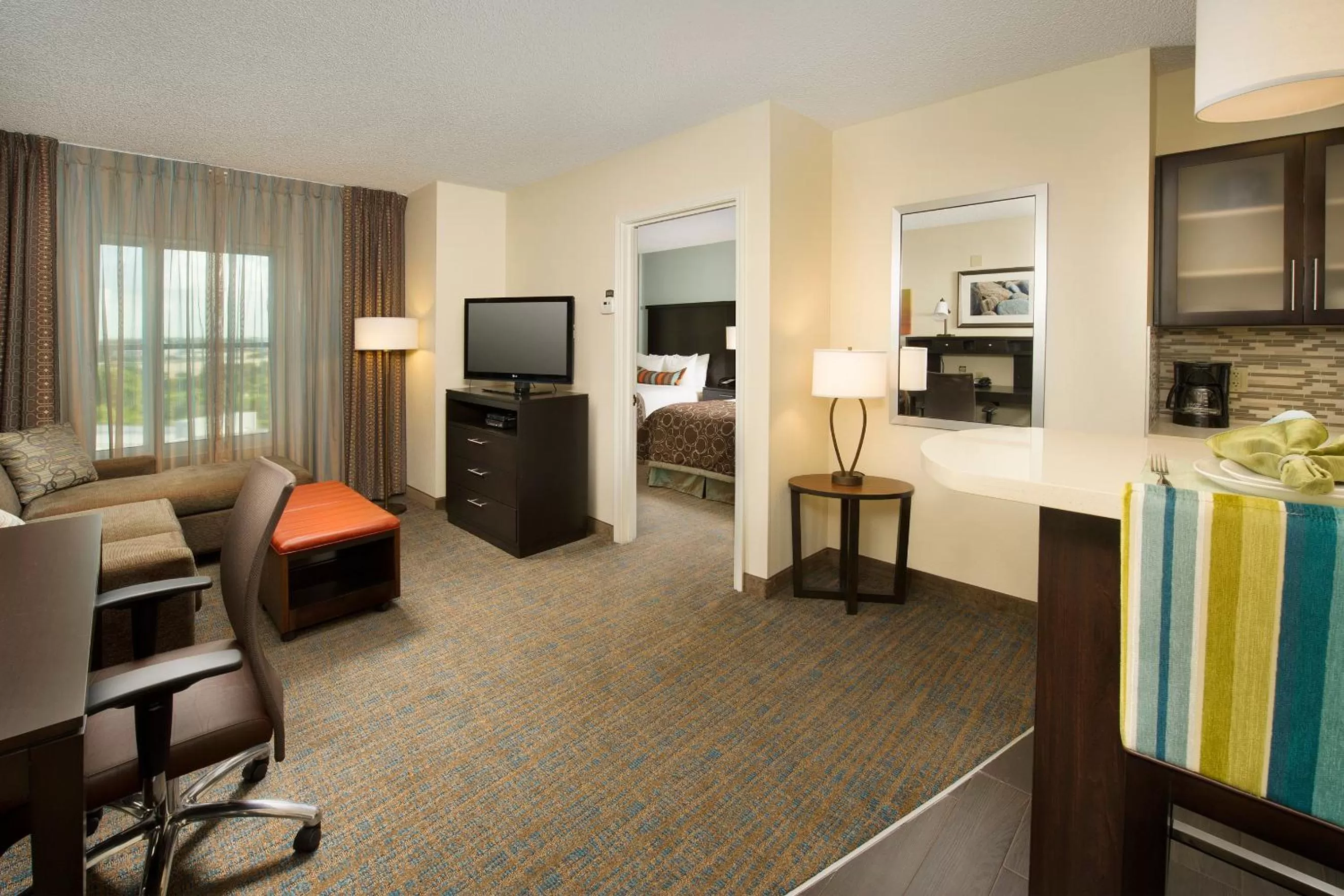 Bed in Staybridge Suites Houston East - Baytown by IHG