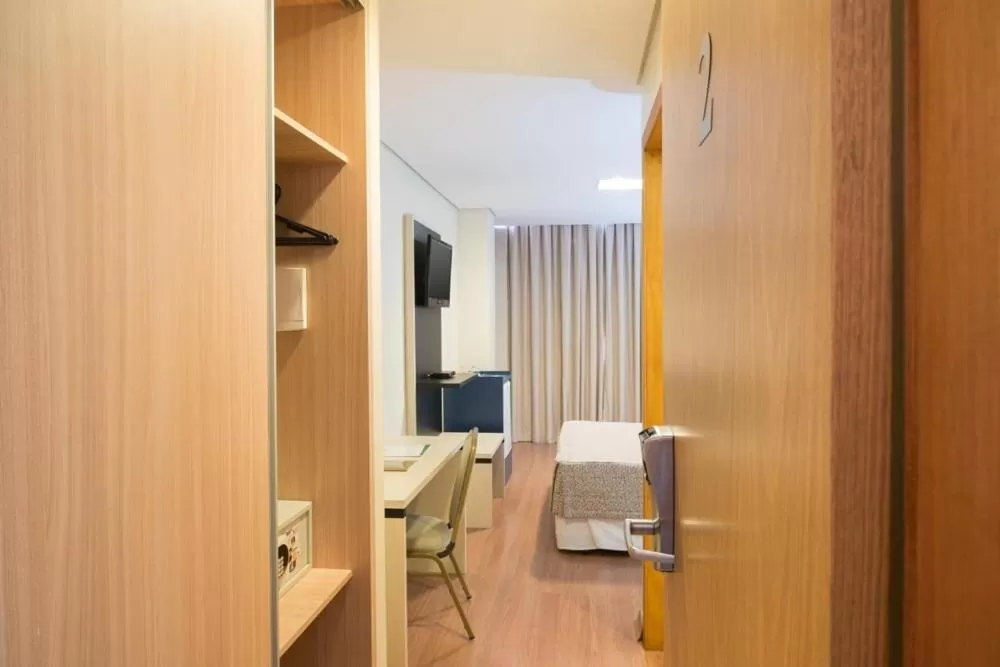 Bedroom in Hotel Financial