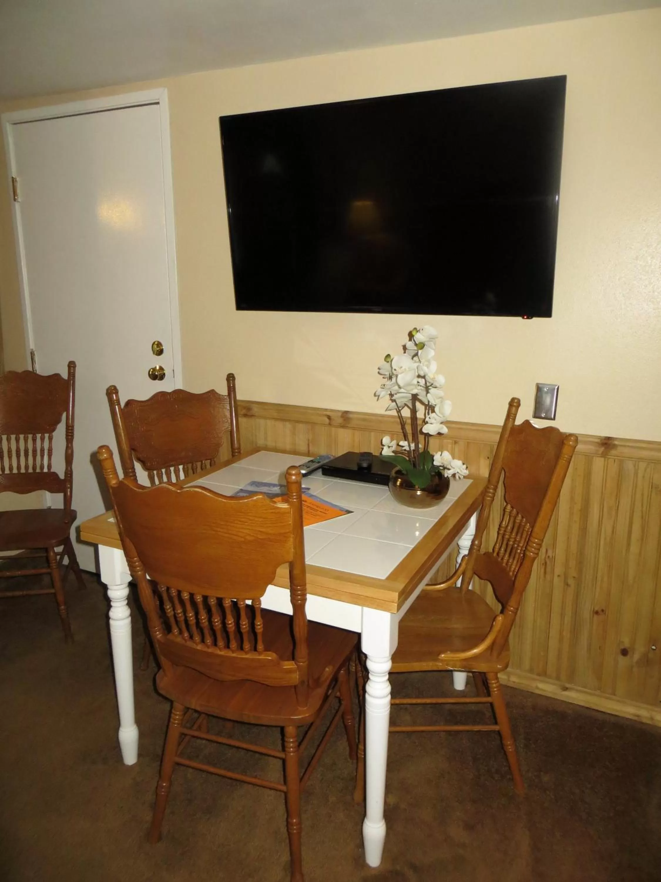 Dining area in Americana Village