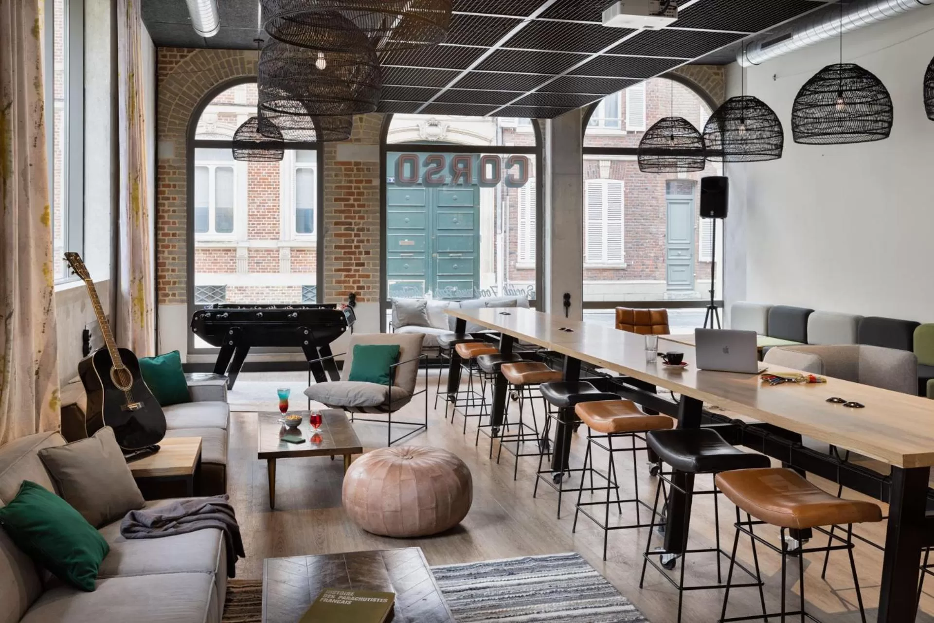 Lobby or reception in ibis Styles Amiens Centre