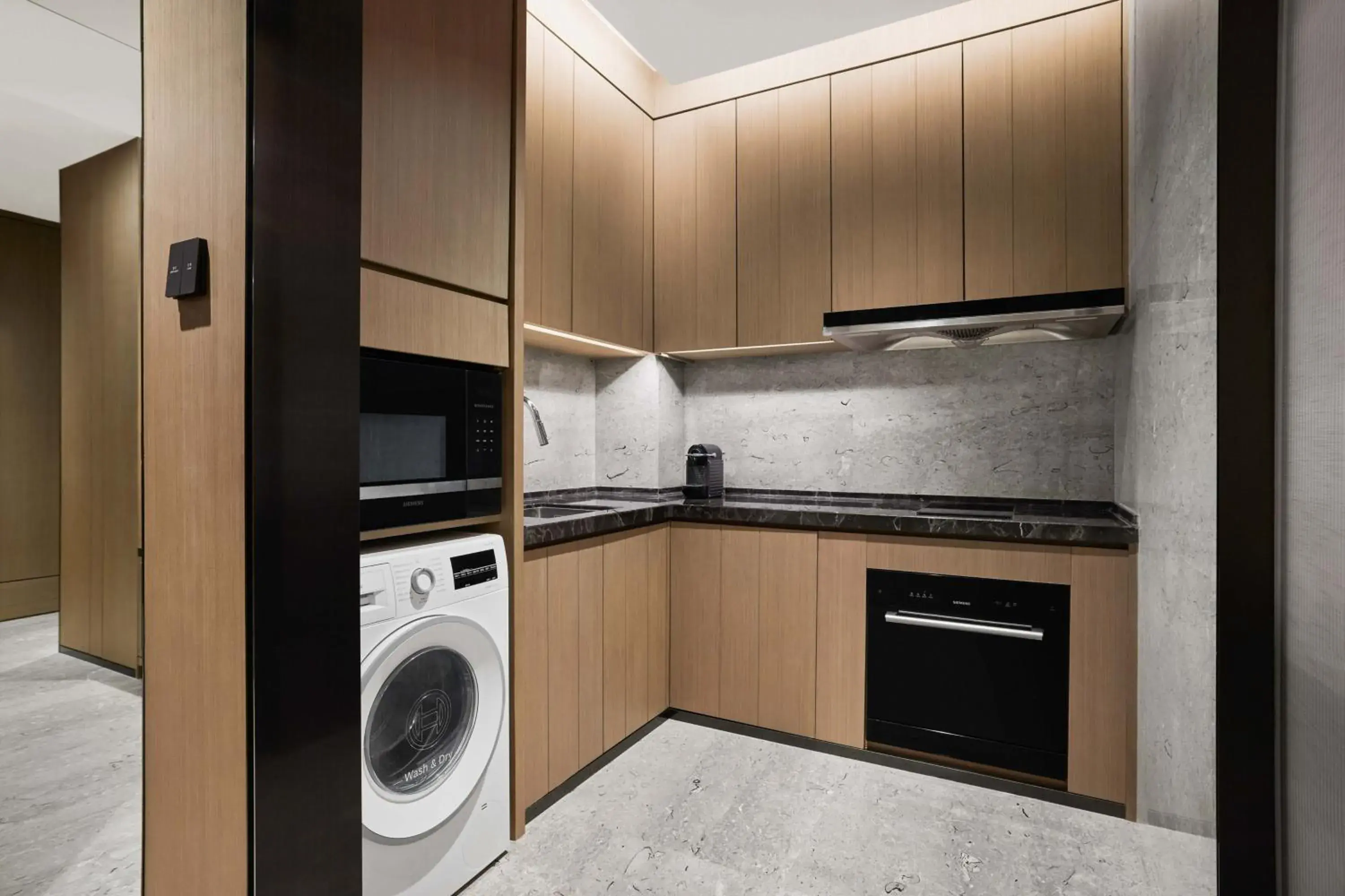 Glory Tower, Club lounge access, Apartment, 1 King in JW Marriott Hotel Shenzhen Bao'an International Airport Glory Tower, Club lounge access, Apartment, 1 King in JW Marriott Hotel Shenzhen Bao'an International Airport