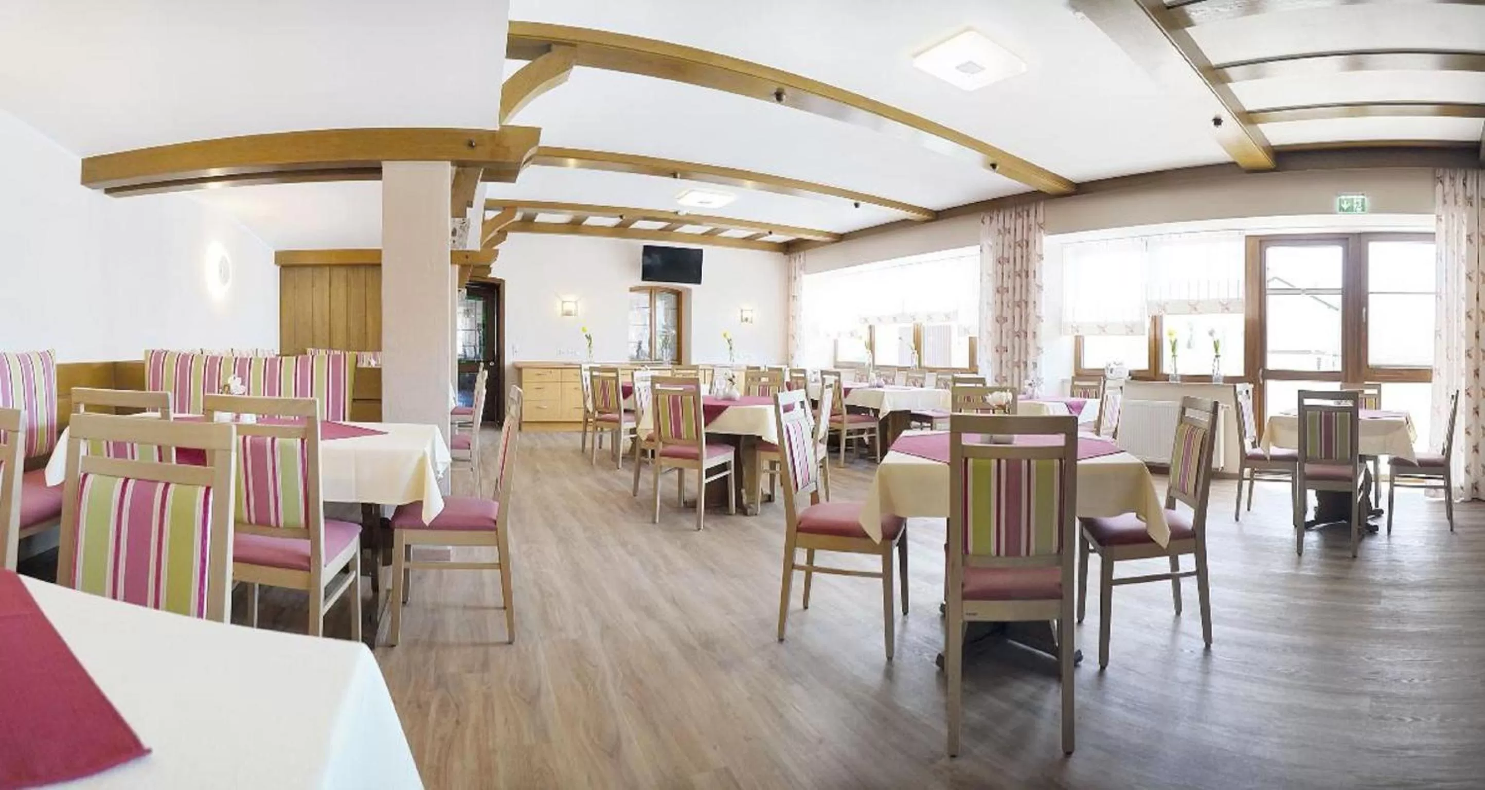 Restaurant/Places to Eat in Im Gewölbe