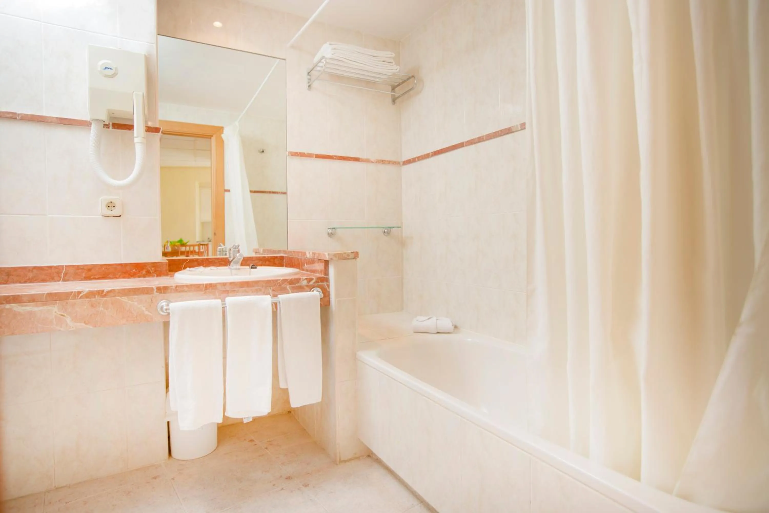 Toilet in Hotel Tres Anclas