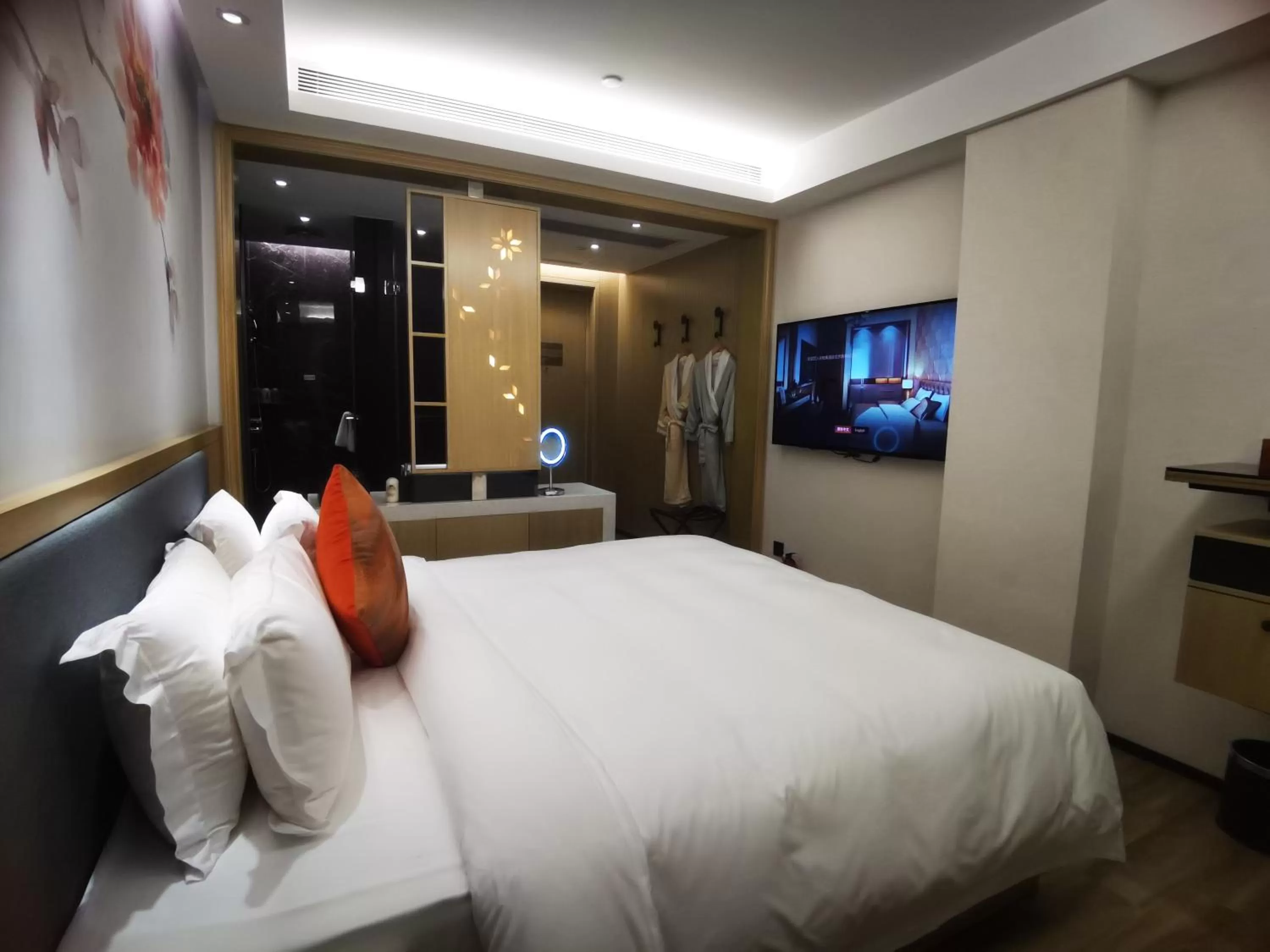 Photo of the whole room, Bed in Paco Hotel BeiJing Road Metro Guangzhou