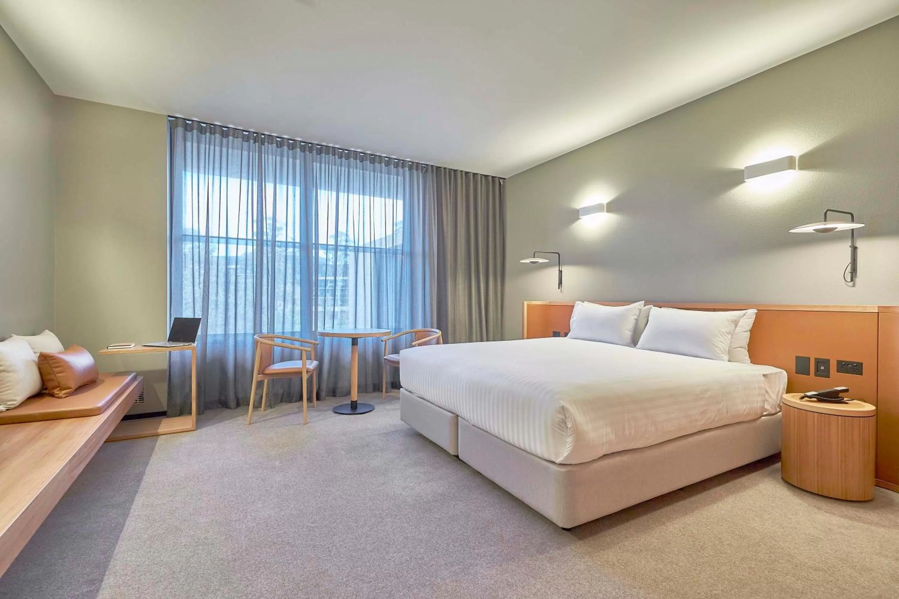 Bedroom, Bed in Wonil Hotel Perth - Handwritten Collection