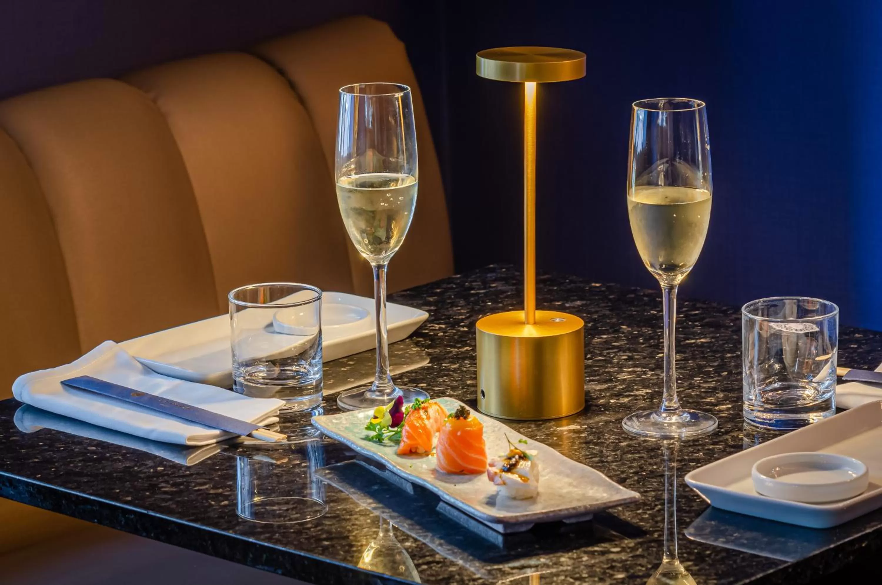 Restaurant/places to eat in Lx Boutique Hotel