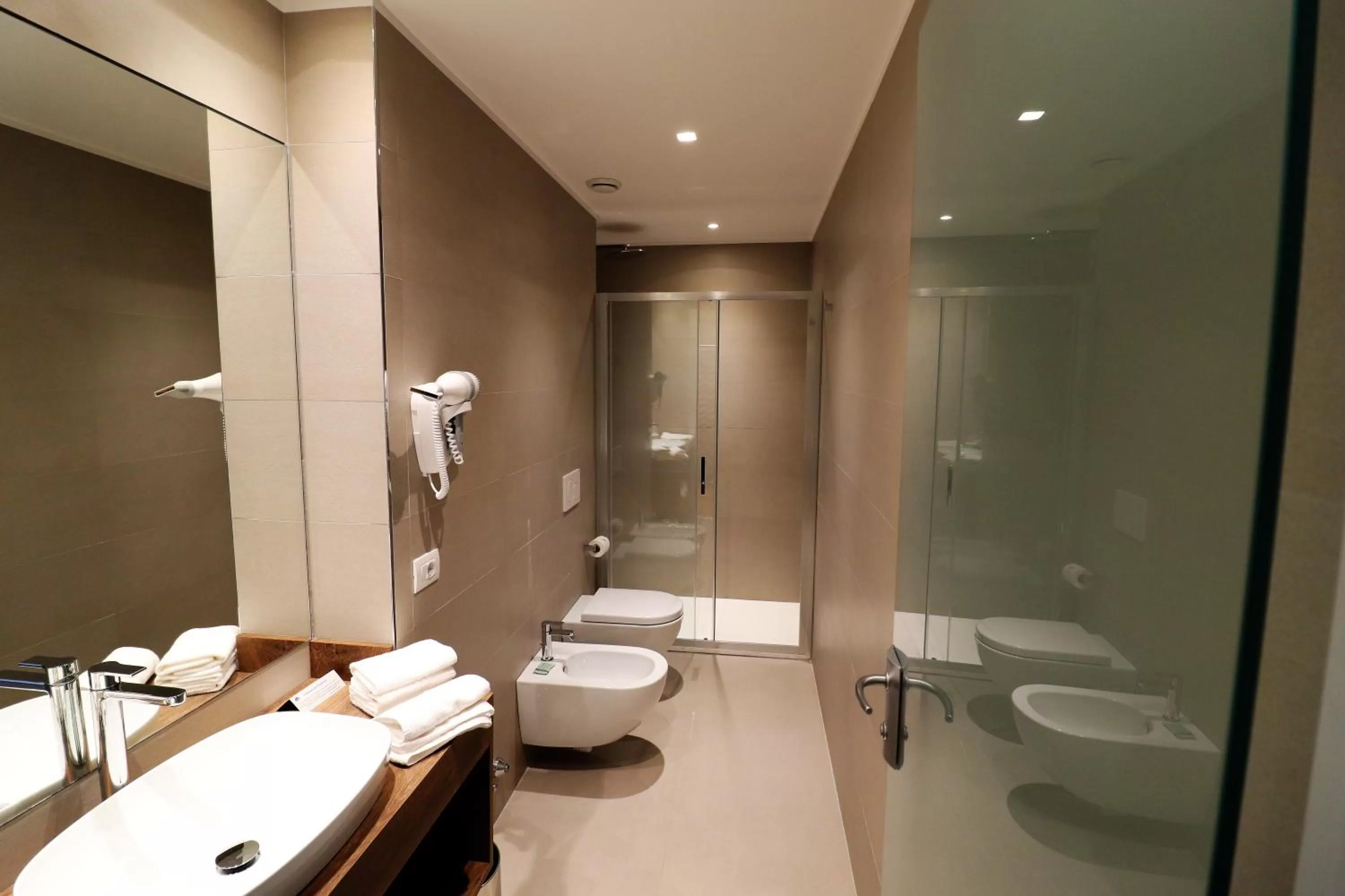 Bathroom in Hotel Domenichino