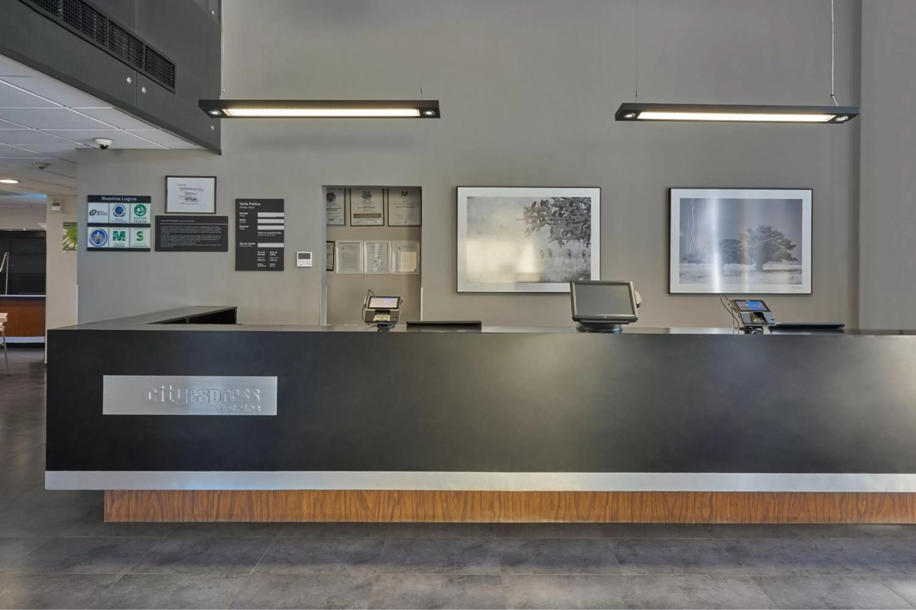 Lobby or reception in City Express by Marriott Cananea