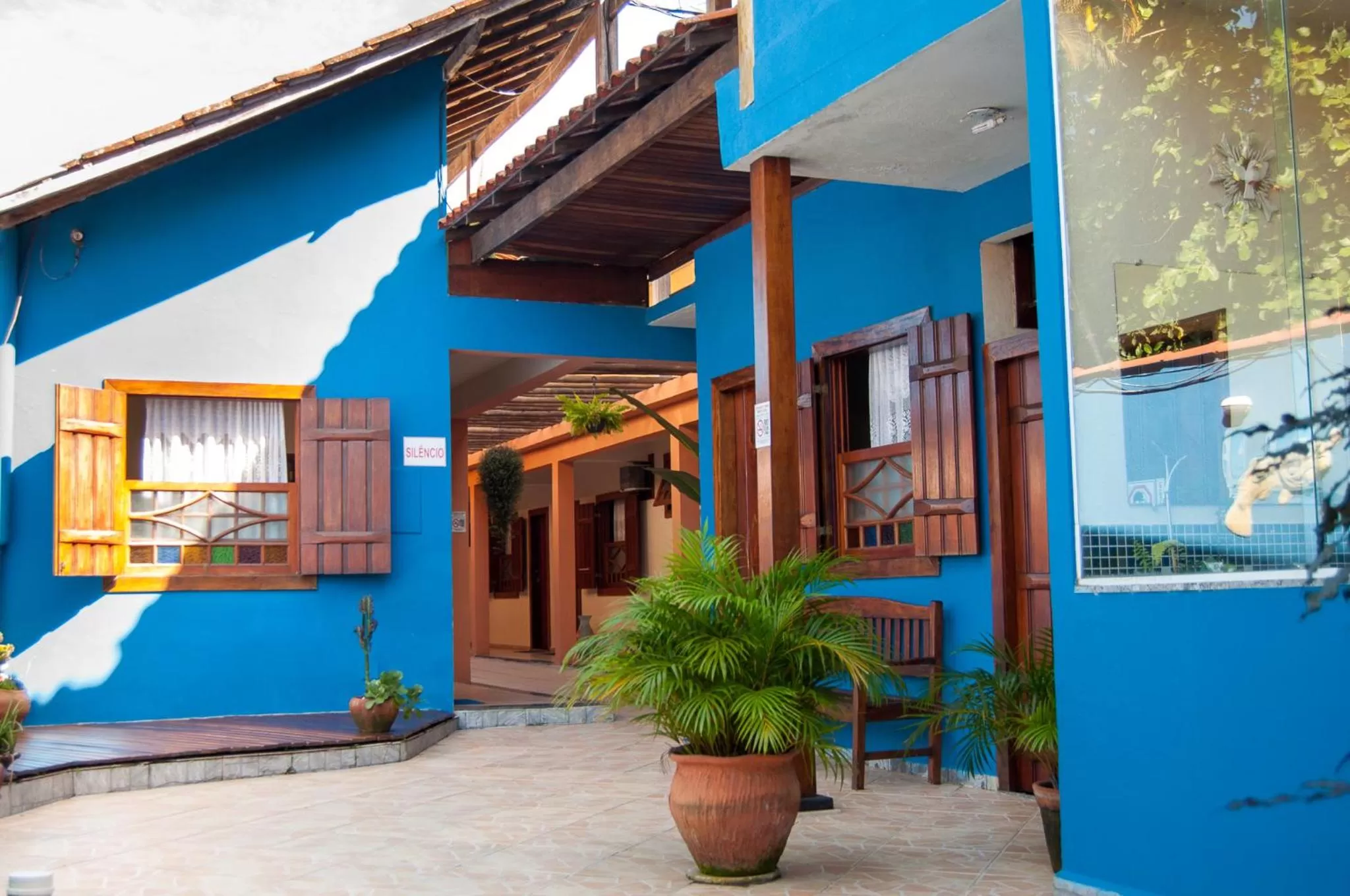Patio in Refron du Mar Pousada Paraty