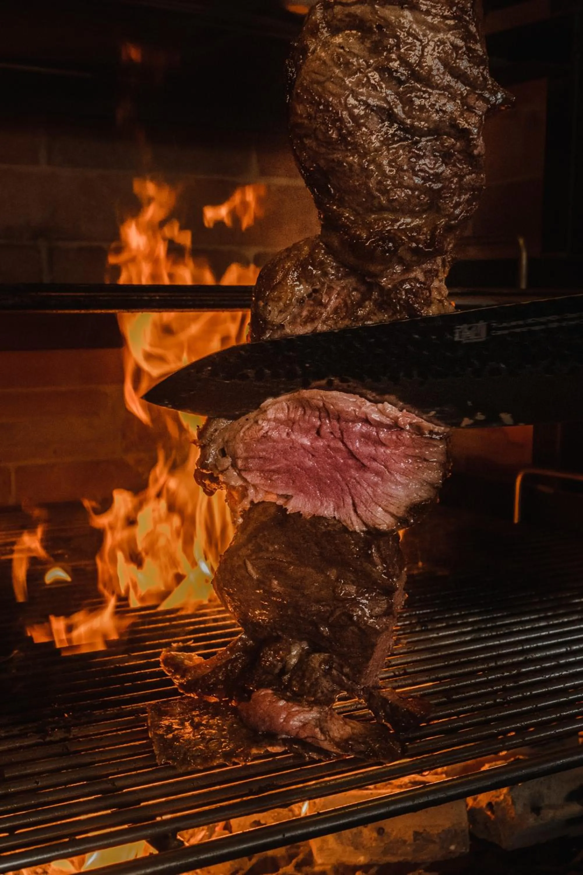 Restaurant/places to eat in Avista Hideaway Phuket Patong - MGallery