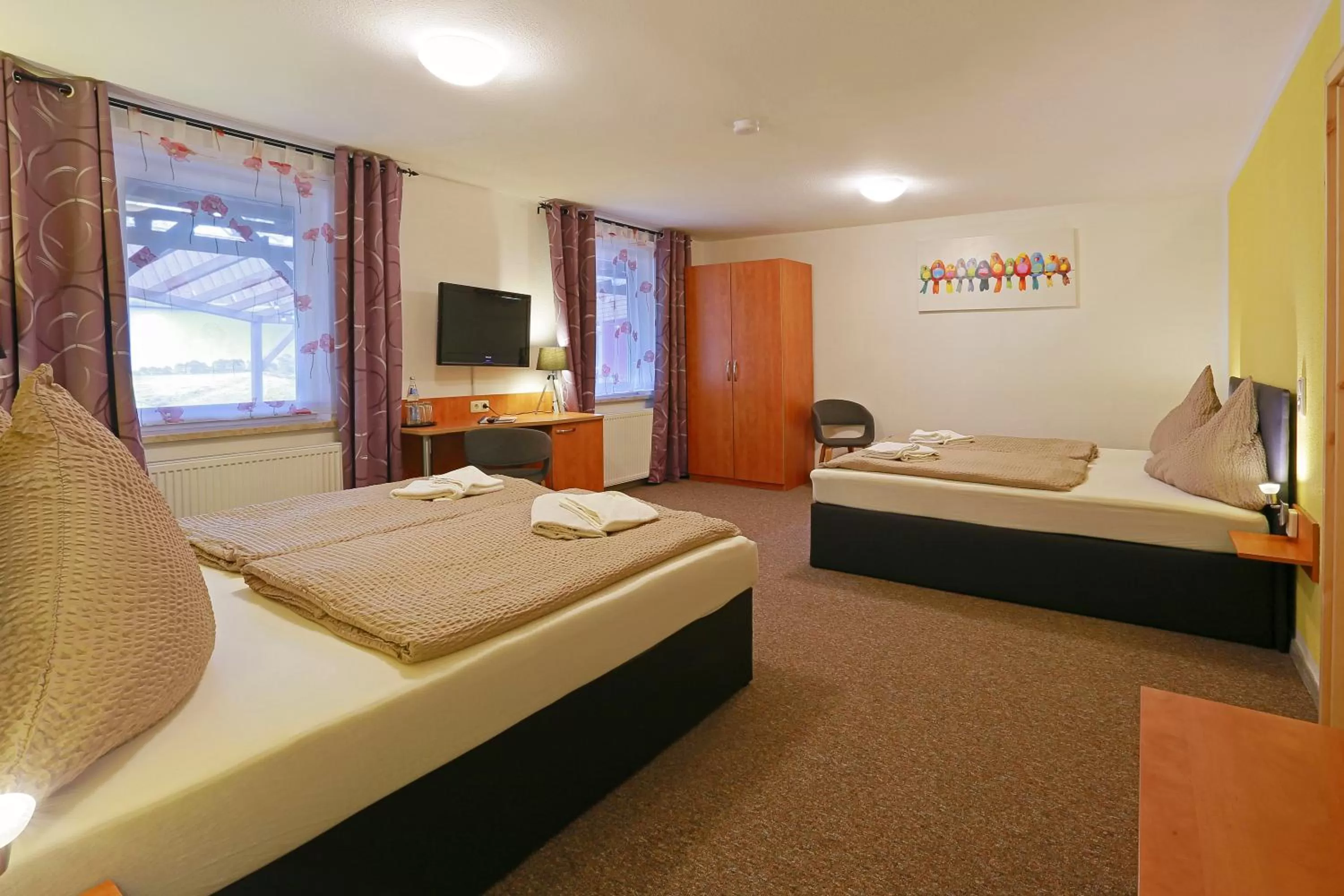 Photo of the whole room, Bed in Landhotel & Brauhaus Prignitzer Hof