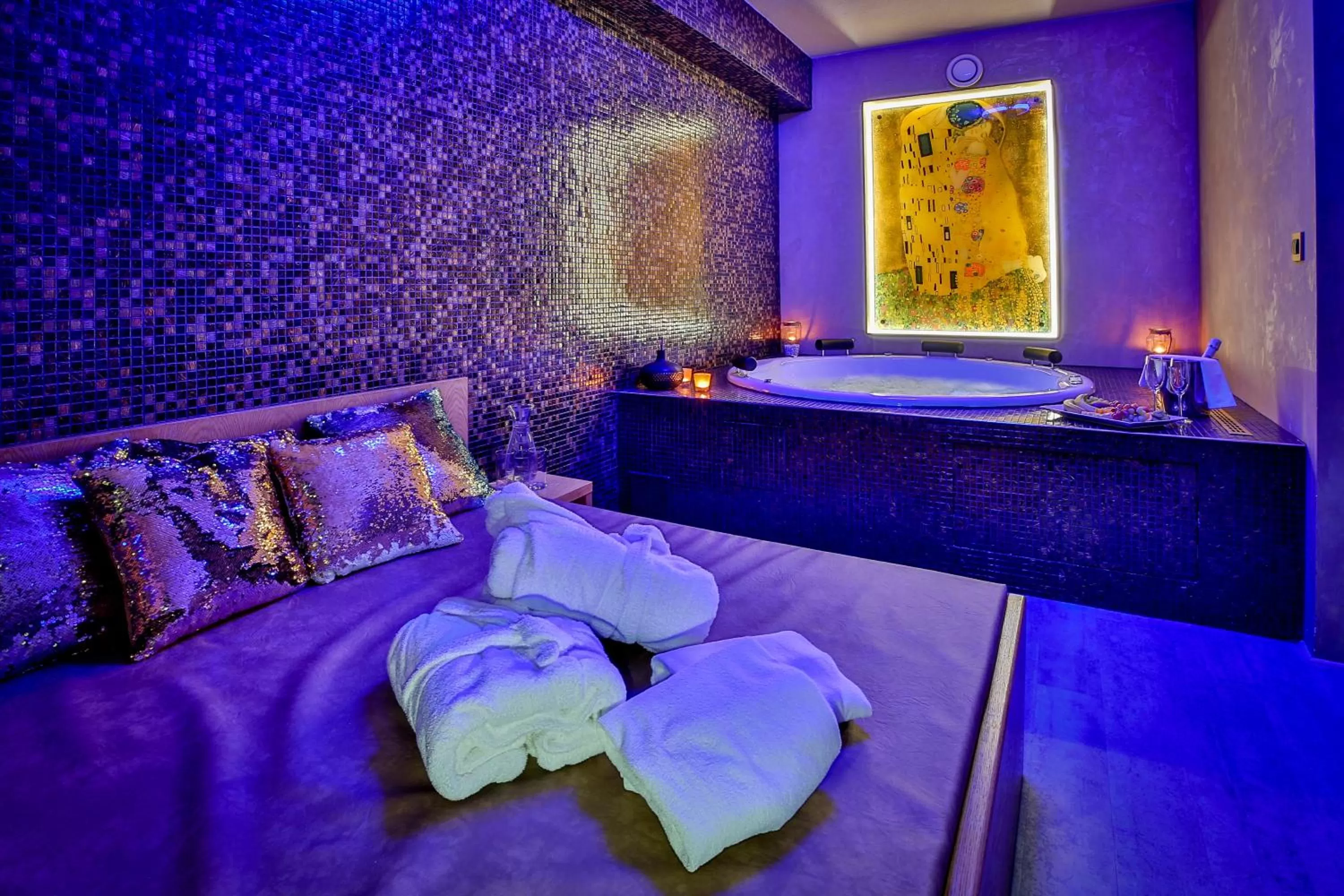 Hot Tub, Bed in LH Parkhotel Hluboka Nad Vltavou Congress & Wellness