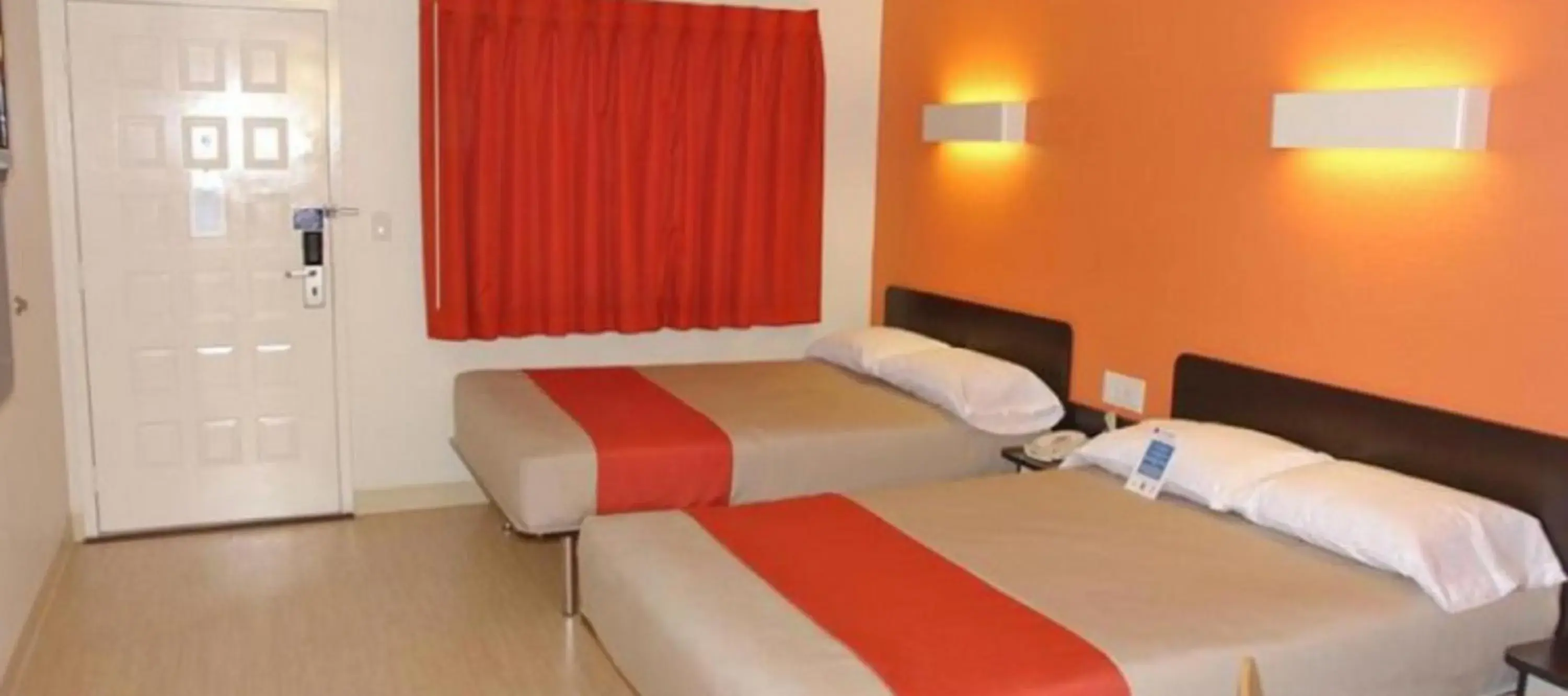 Queen Room with Two Queen Beds - single occupancy - Non-Smoking in Motel 6 Fort Worth, Tx - Stockyards Queen Room with Two Queen Beds - single occupancy - Non-Smoking in Motel 6 Fort Worth, Tx - Stockyards