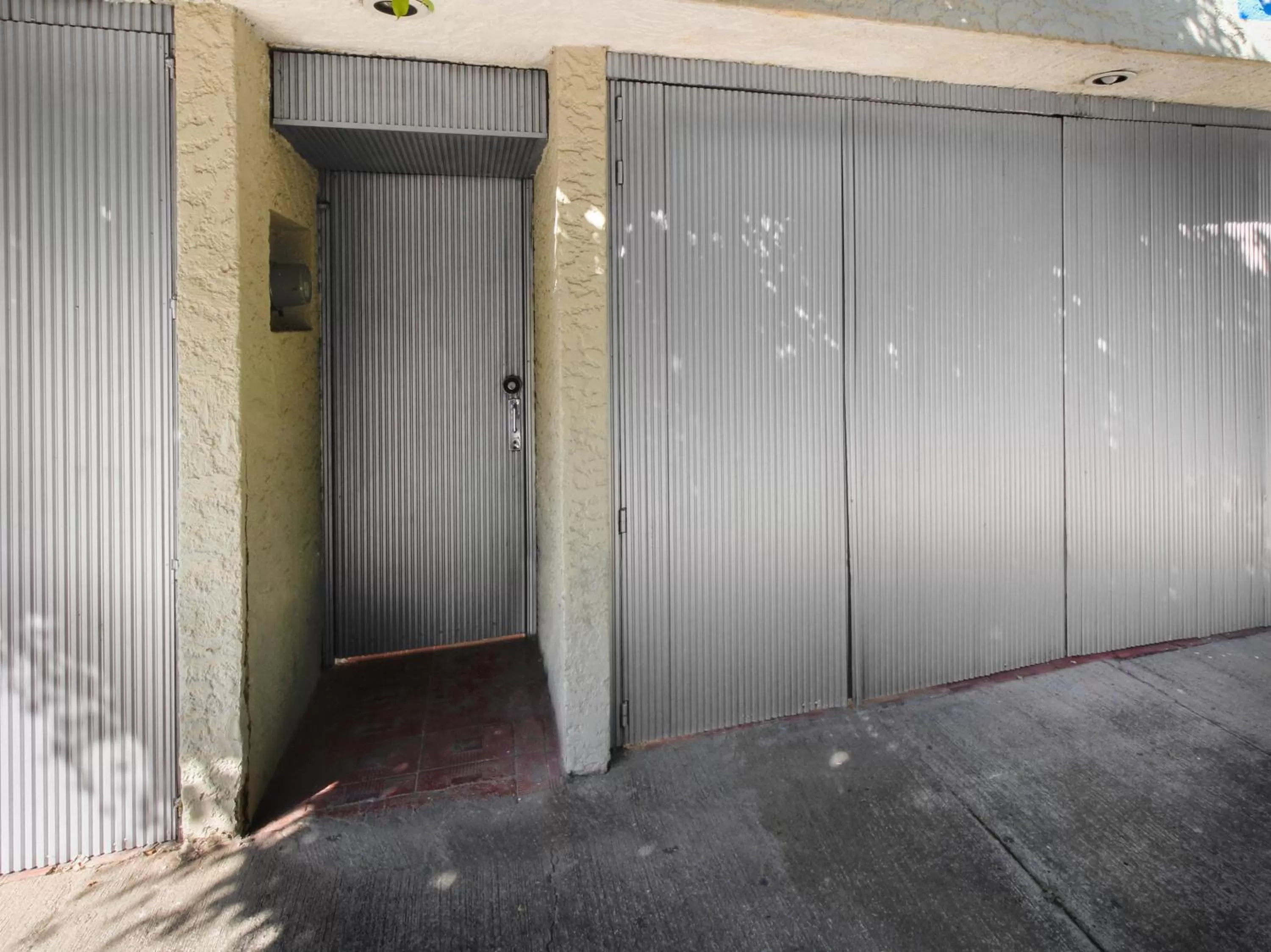 Property building in OYO Hotel Will Capsule,Expo Guadalajara