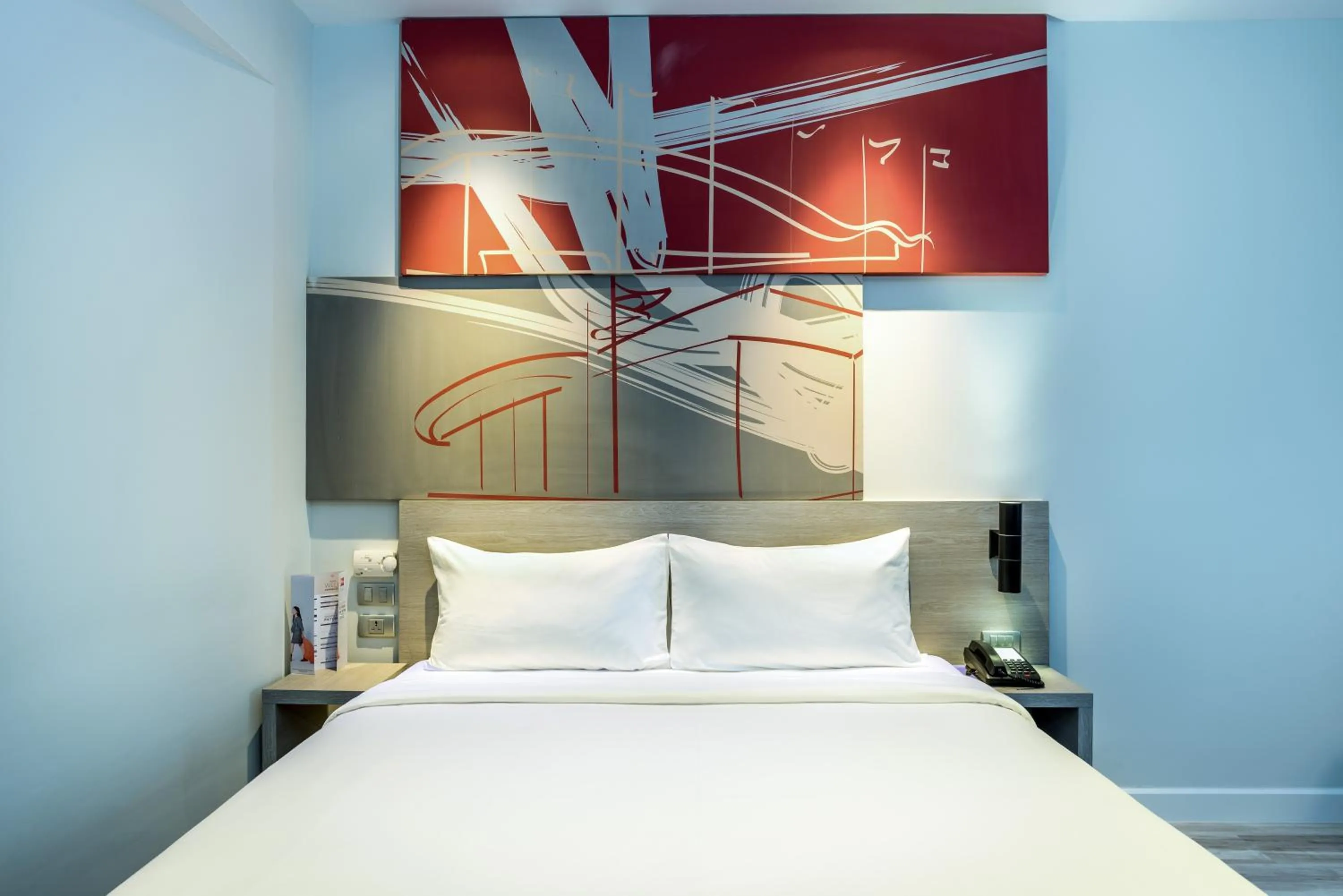 Bedroom, Bed in ibis Bangkok IMPACT