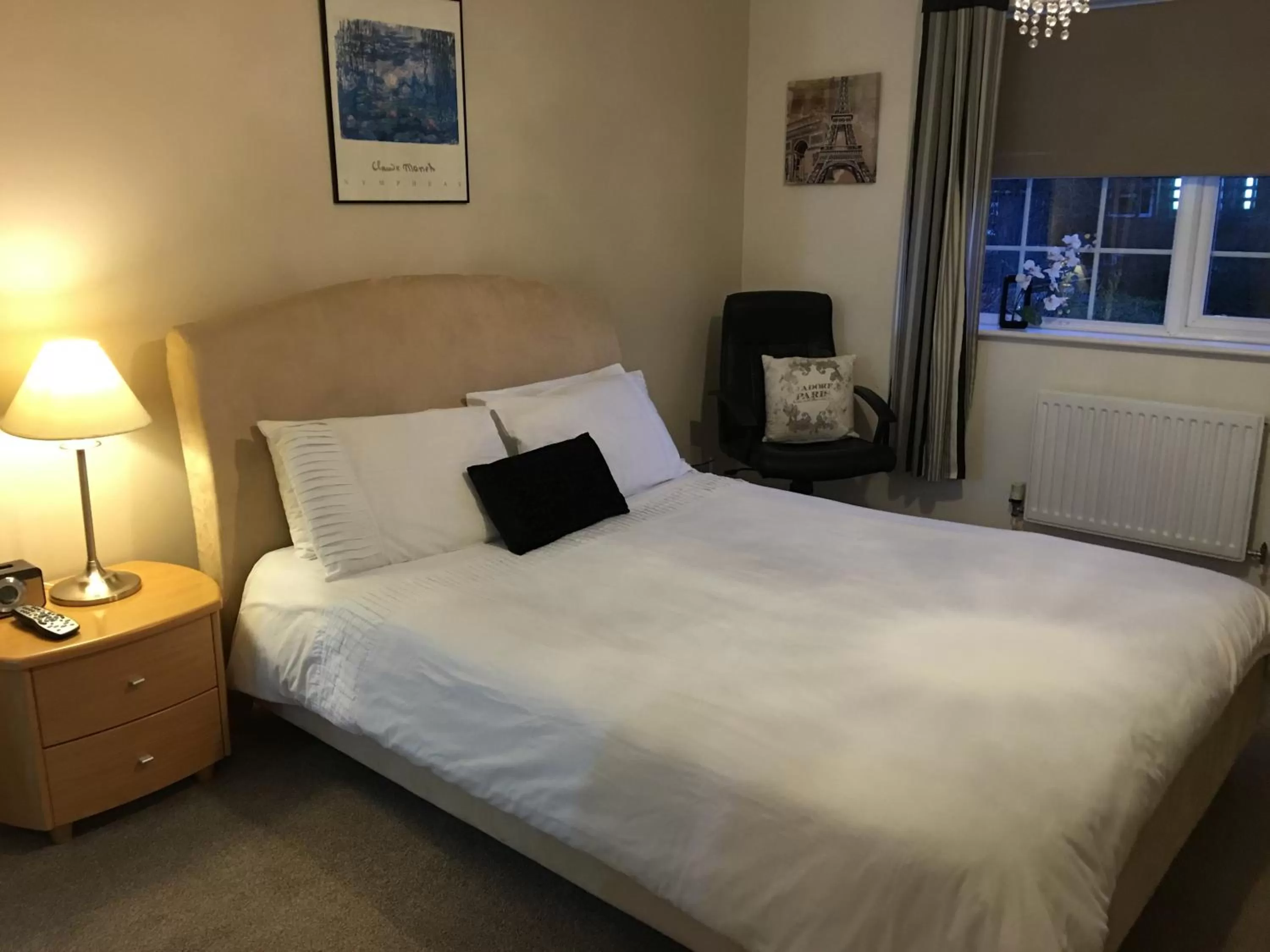 Property building, Bed in SleepNeat