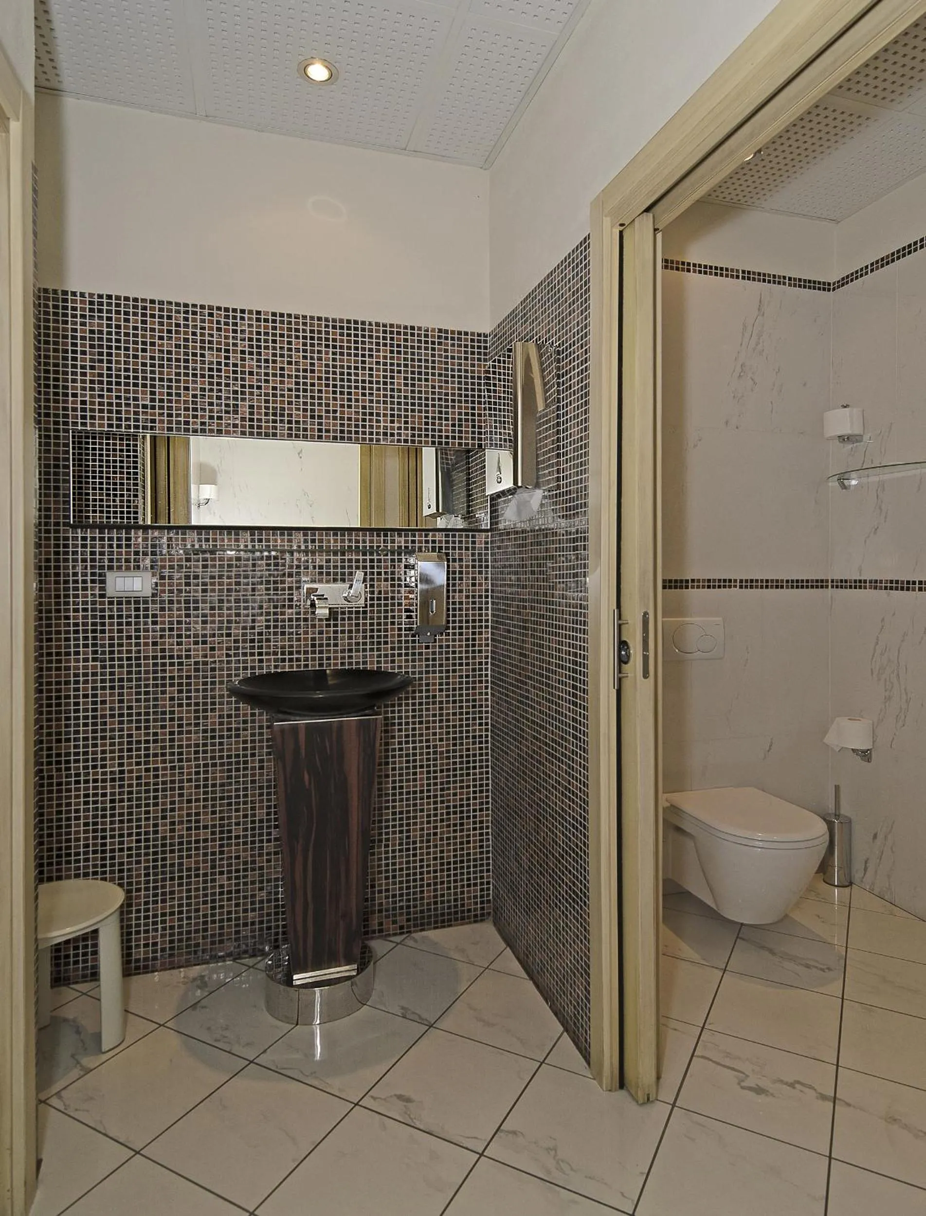 Bathroom in Hotel Eden