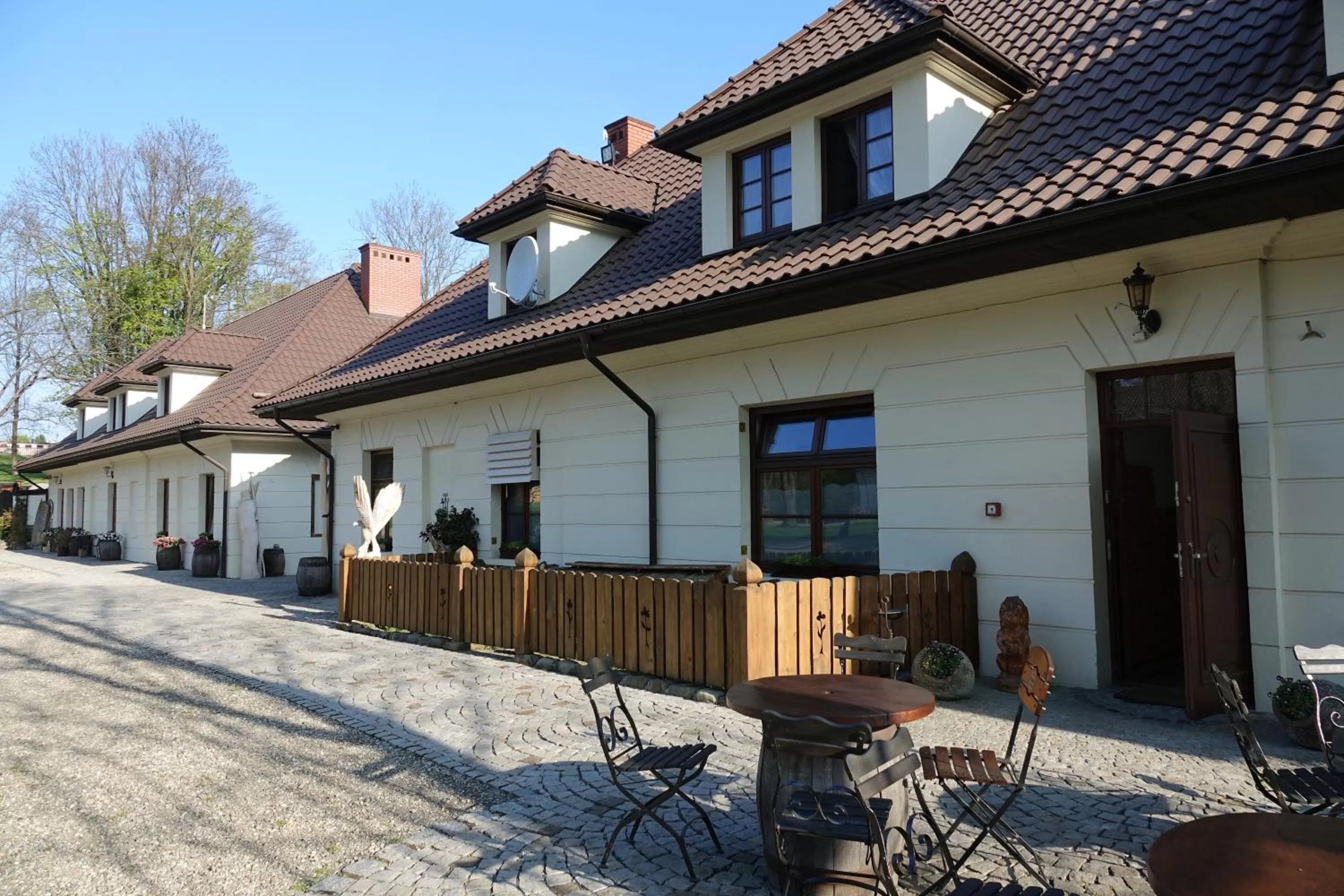 Property Building in Gościniec Dworski w Ropie