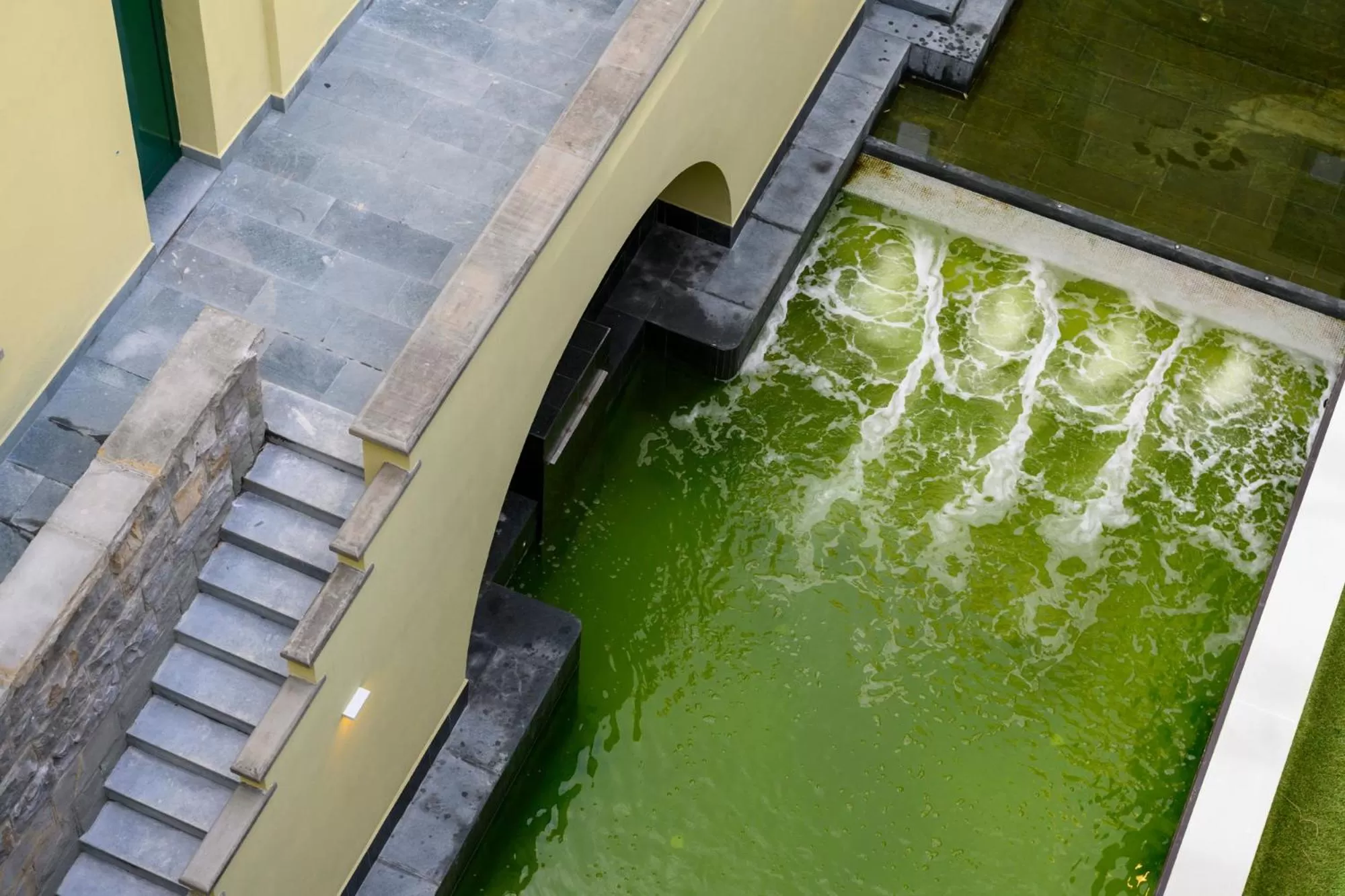 Hot Spring Bath in Grand Hotel Castrocaro Longlife Formula